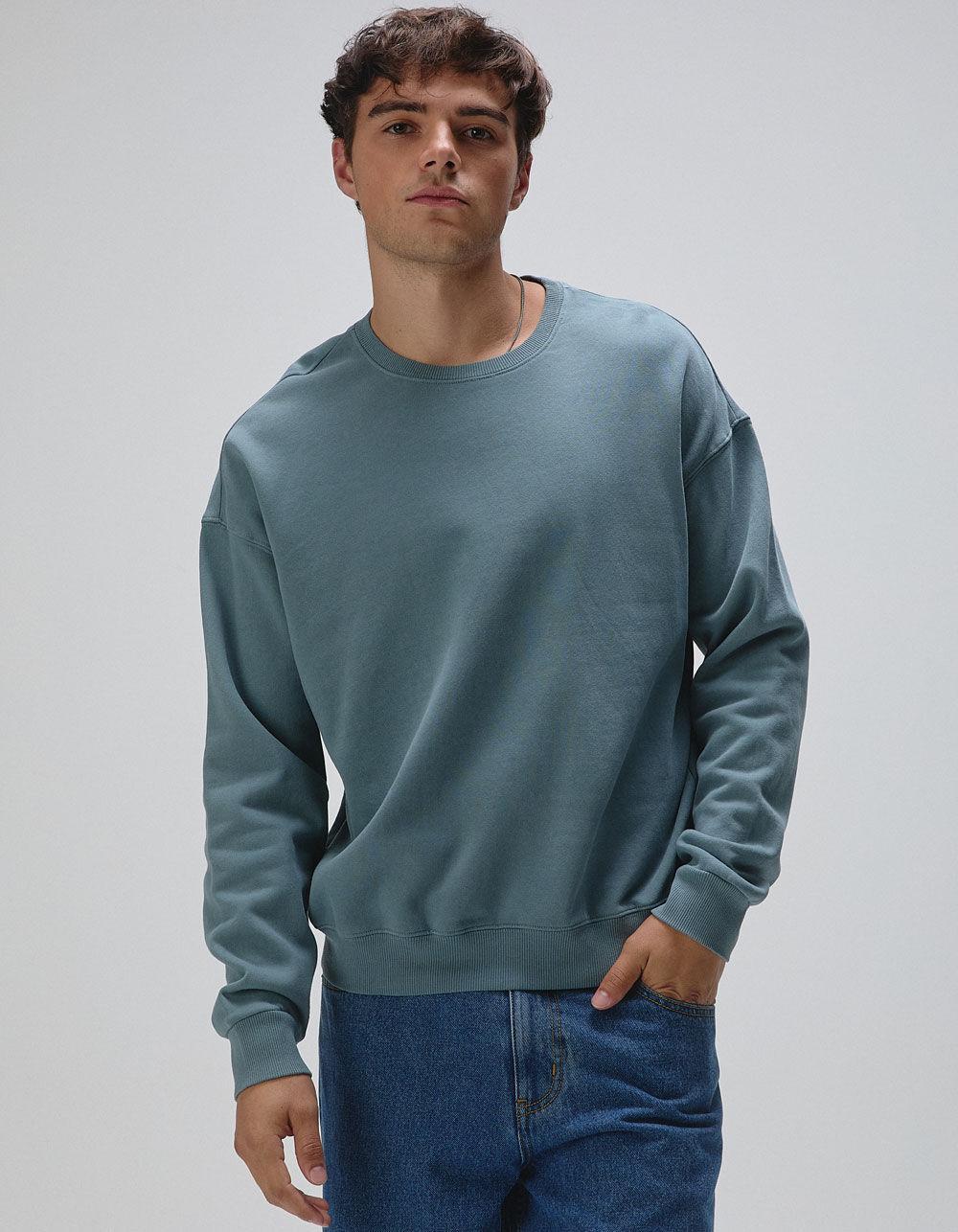 RSQ Mens Washed Oversized Crewneck Sweatshirt Product Image