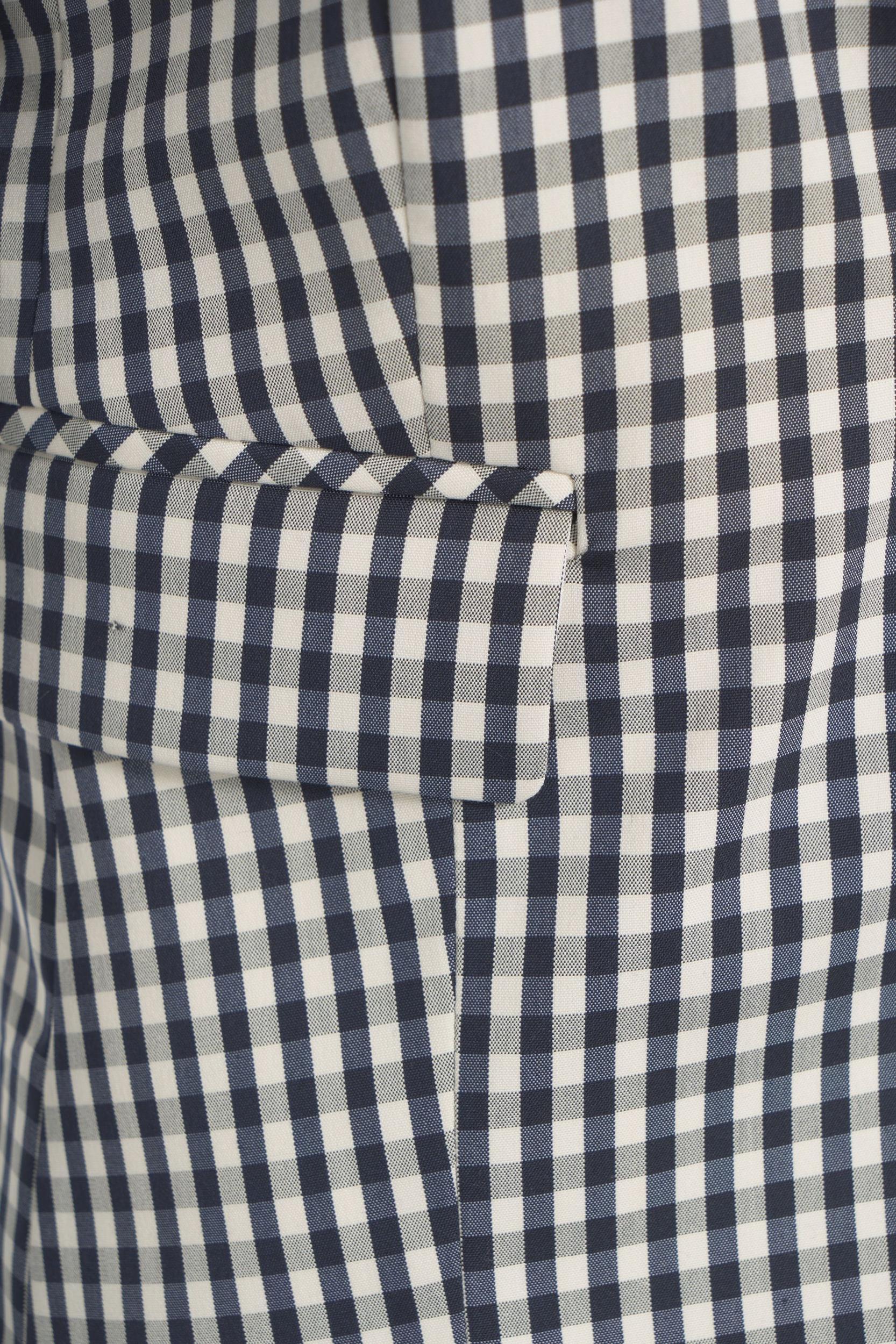 Capri pants Product Image