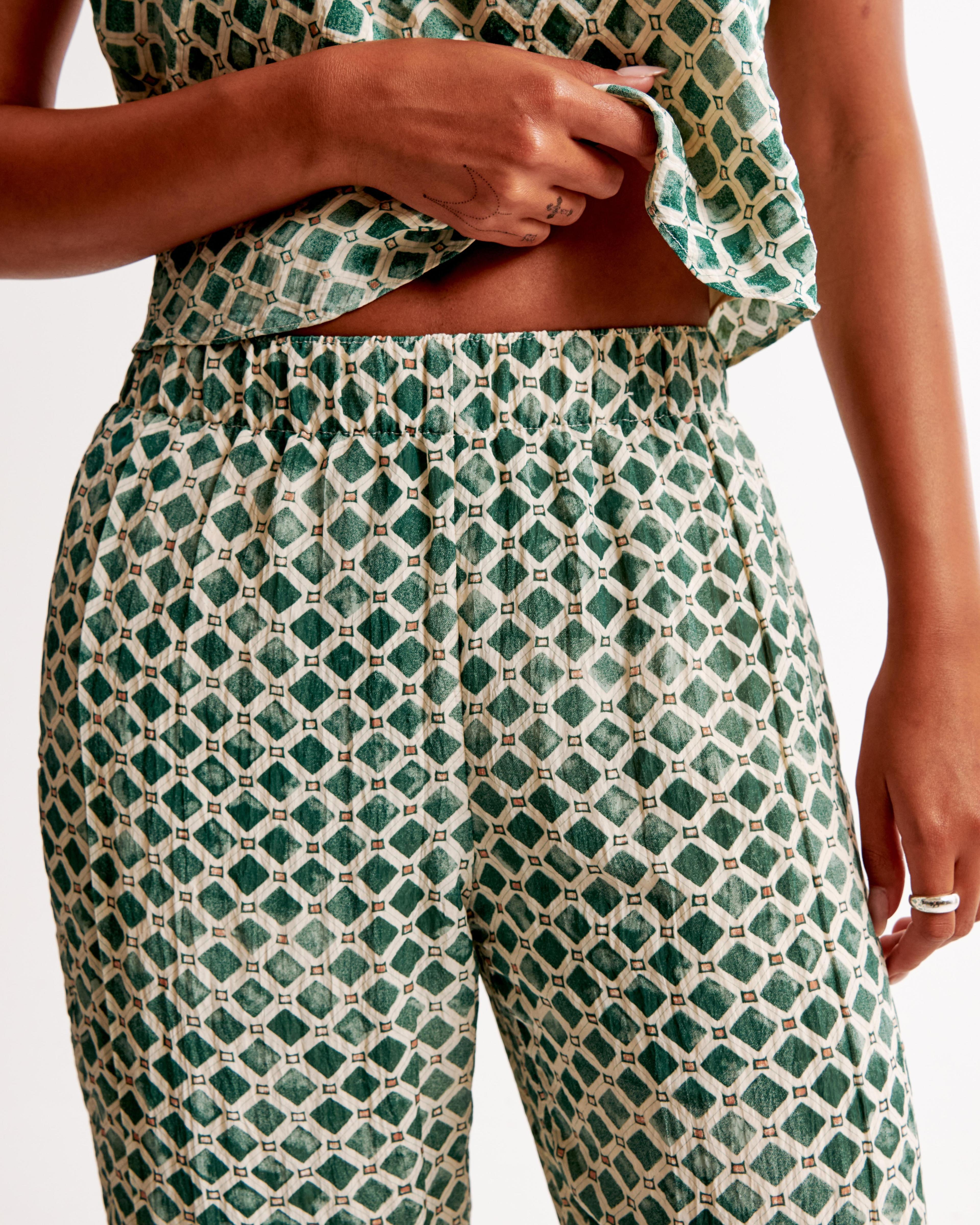 Crinkle Textured Pull-On Pant Product Image