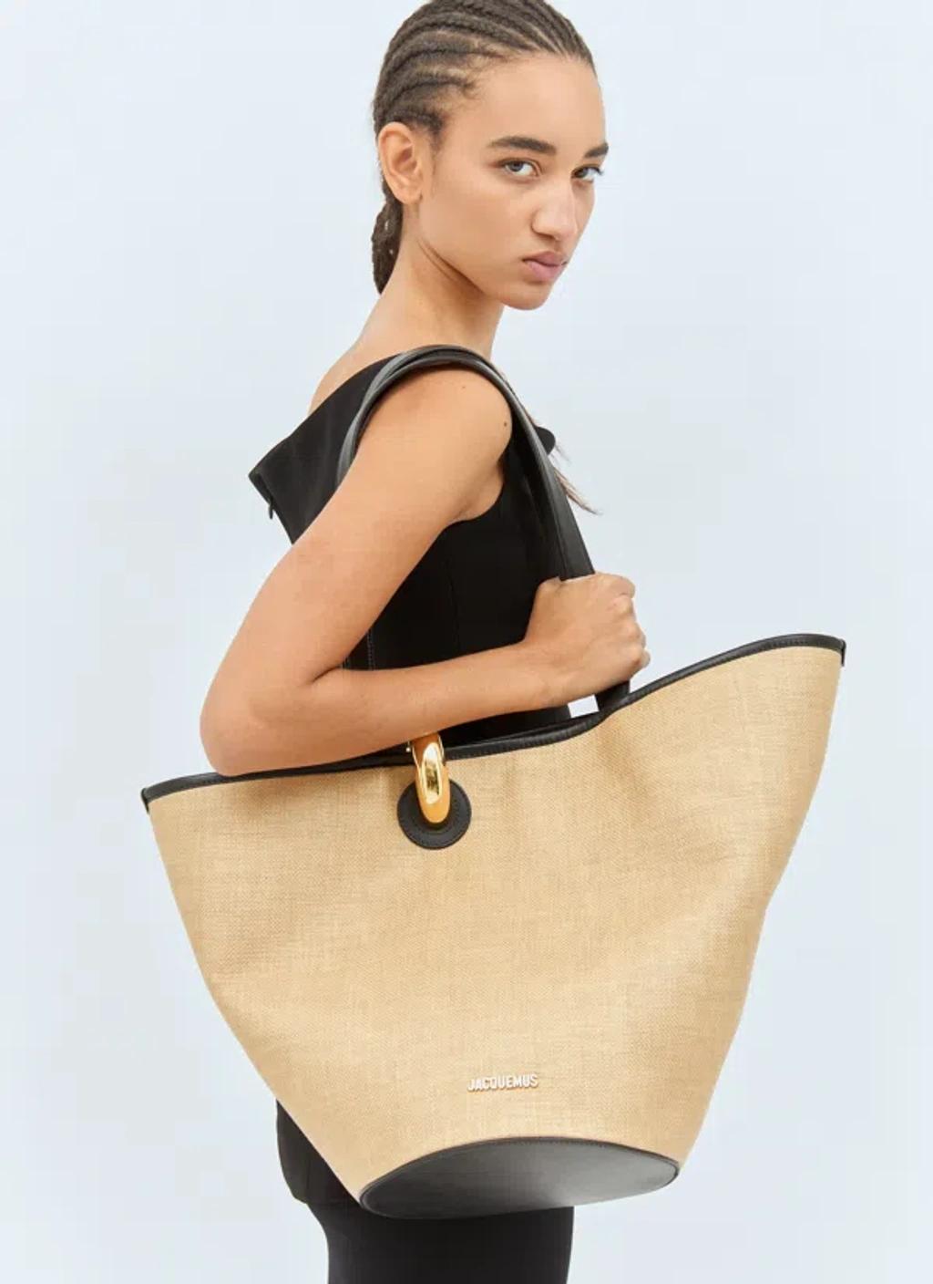 JACQUEMUS La Bambola Ring Tote Bag In White Product Image