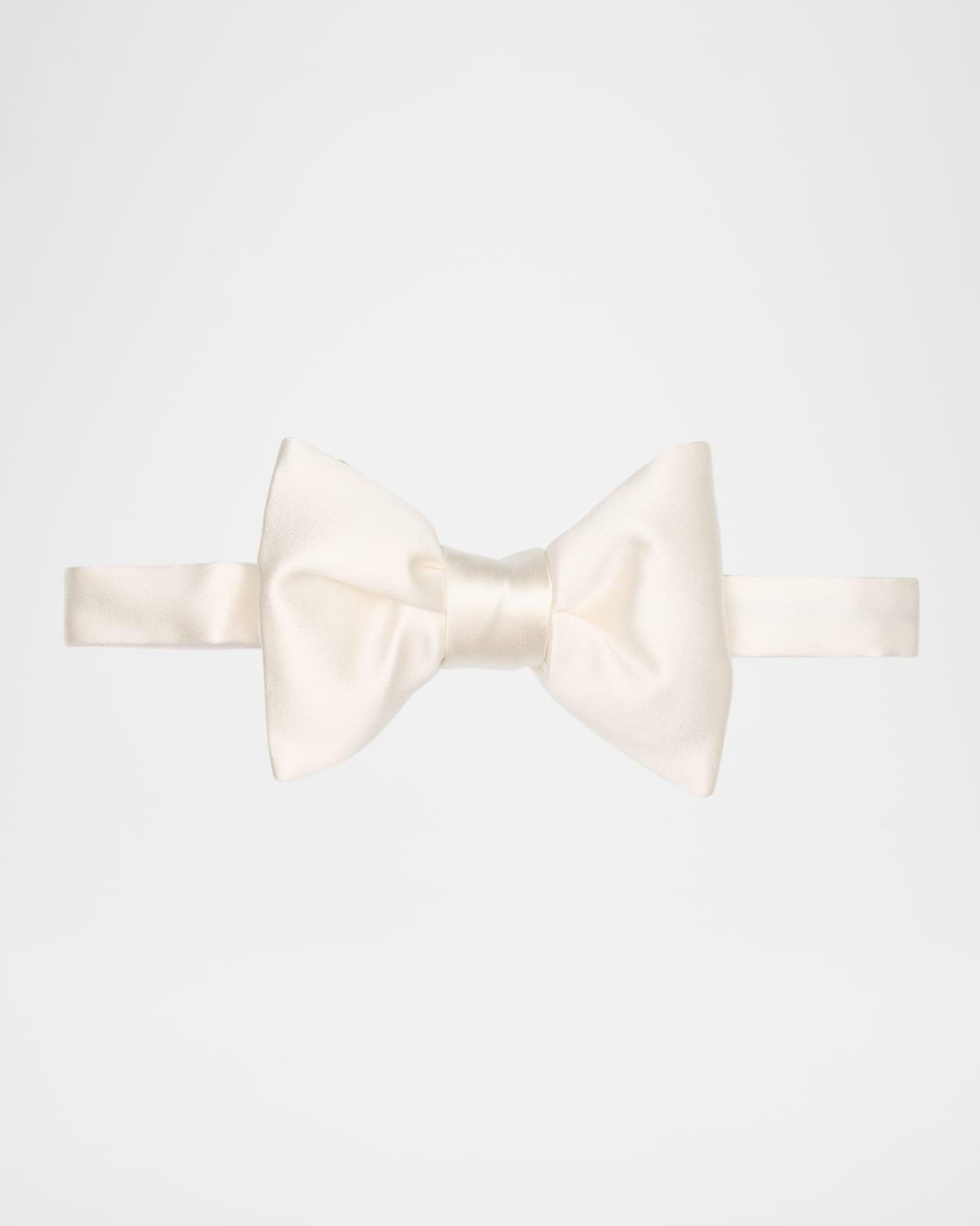 Mens Pre-Tied Silk Bow Tie Product Image