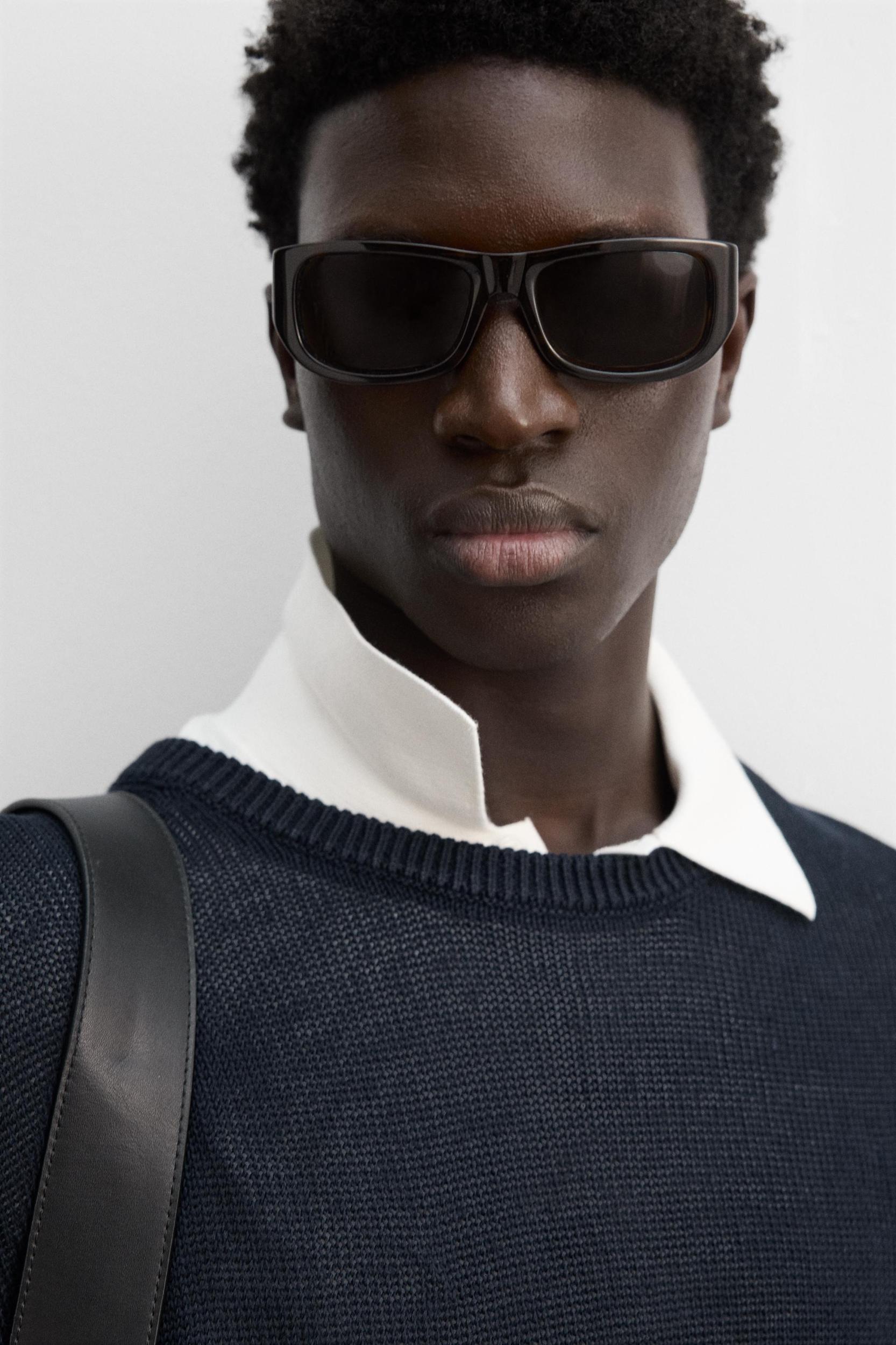 100% LINEN SWEATER Product Image