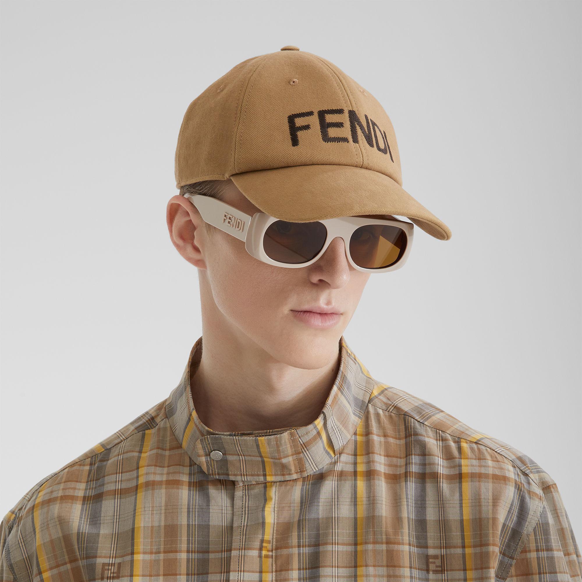 HatBeige cotton baseball cap Product Image