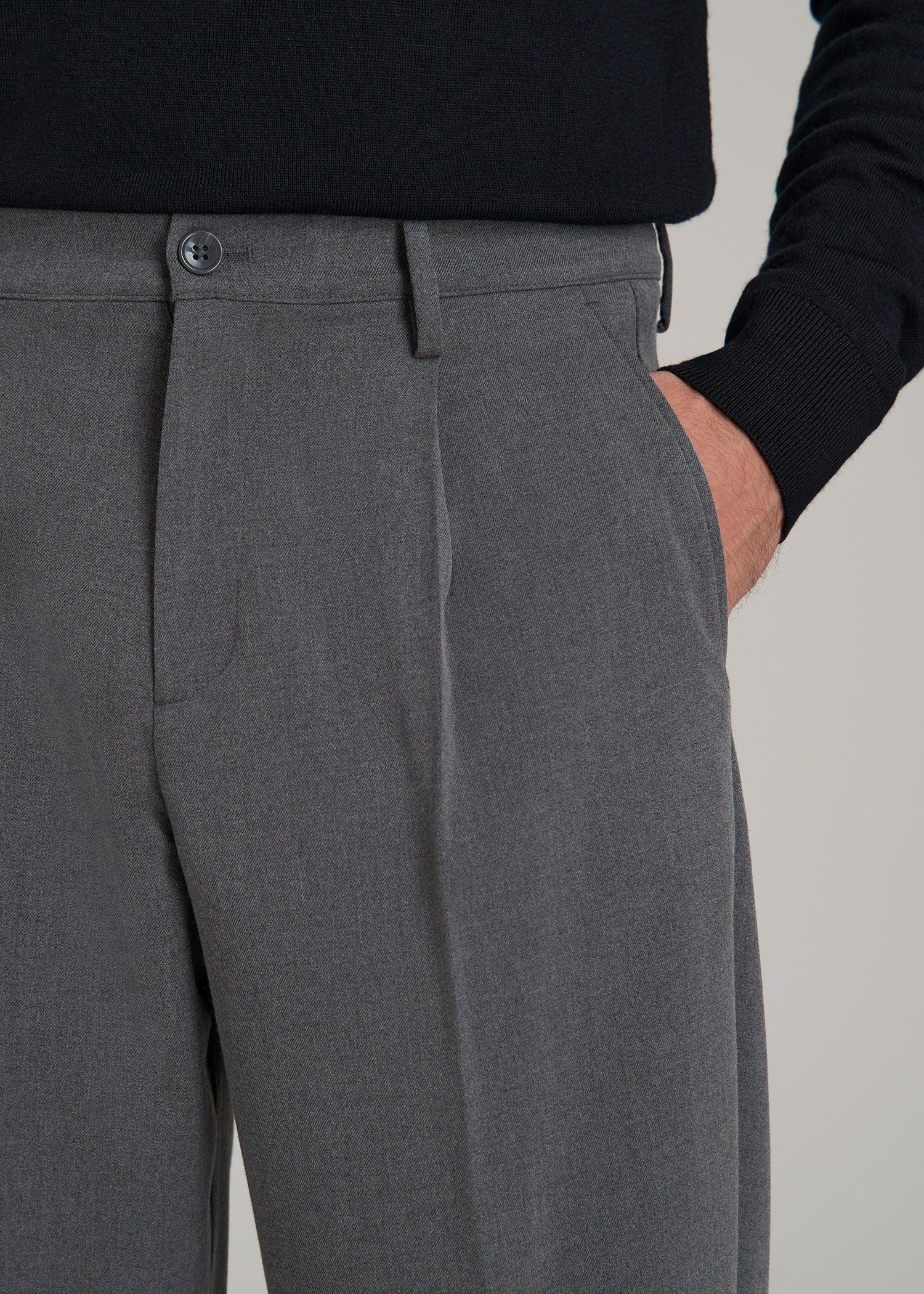 Tall Men's Relaxed Pleated Trouser in Charcoal Mix Product Image