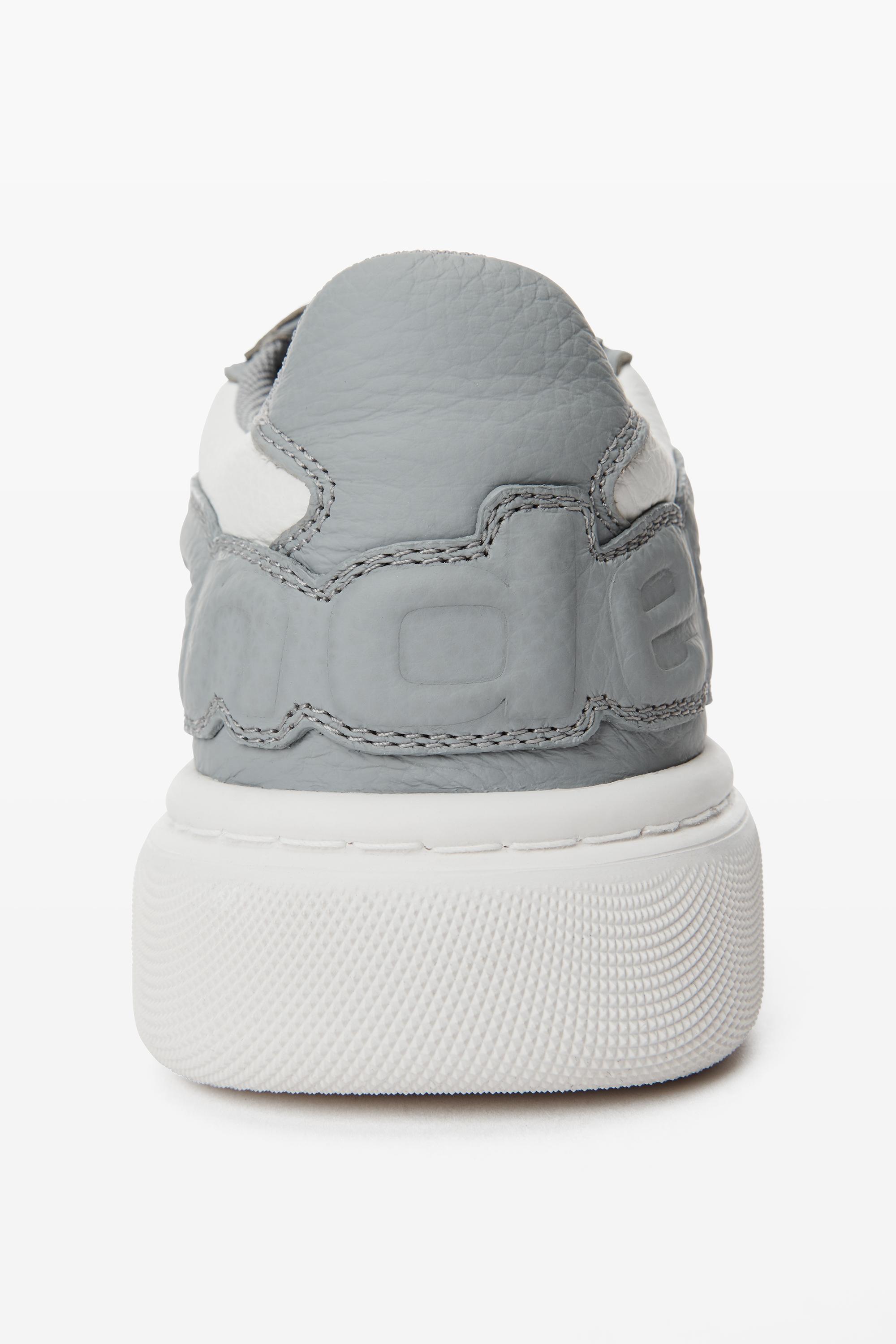 Puff Pebble Sneaker In Leather Product Image