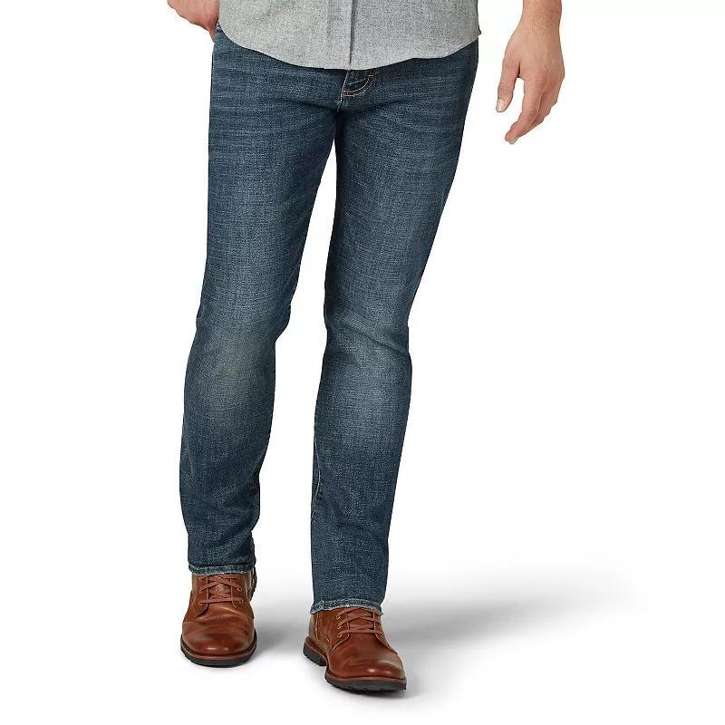 Men's Lee® Extreme Motion MVP Straight-Leg Jeans, Size: 33X32, King Product Image