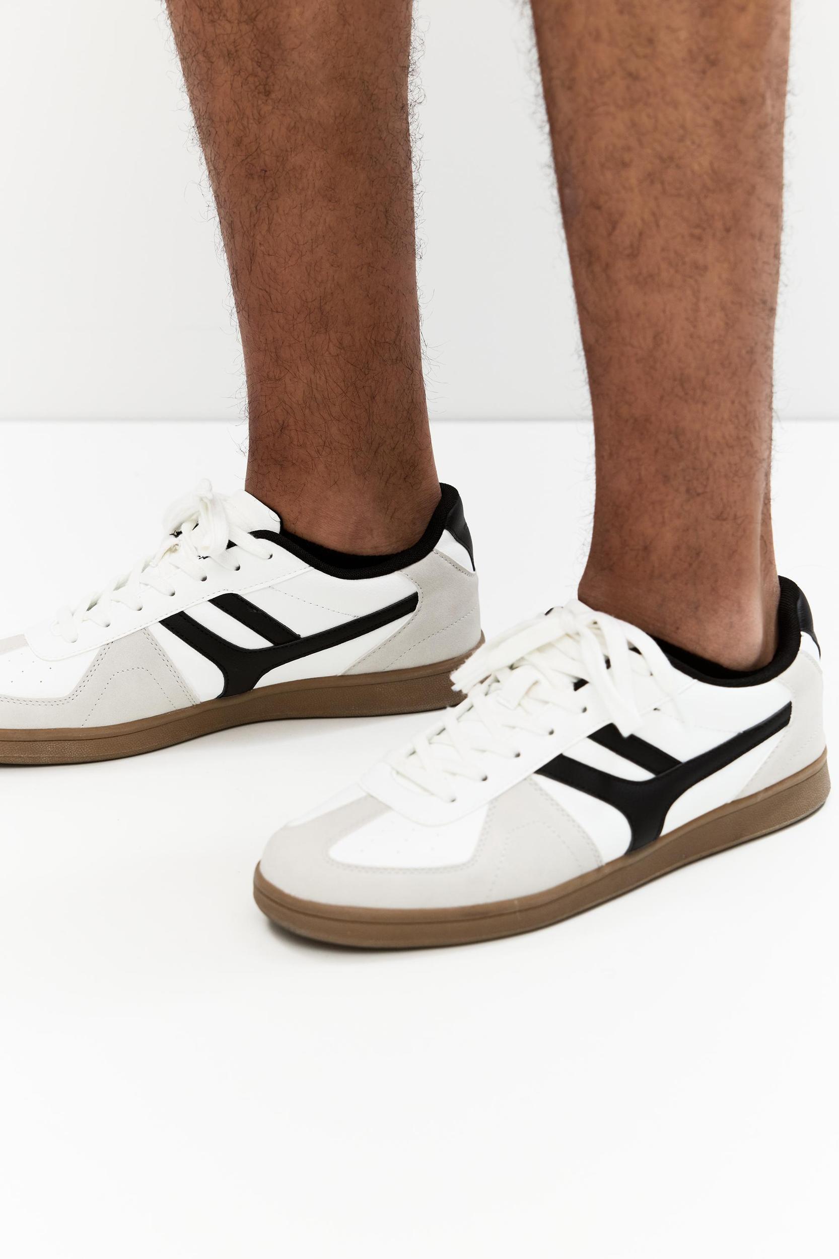 Pack of 3 pairs of short black socks Product Image