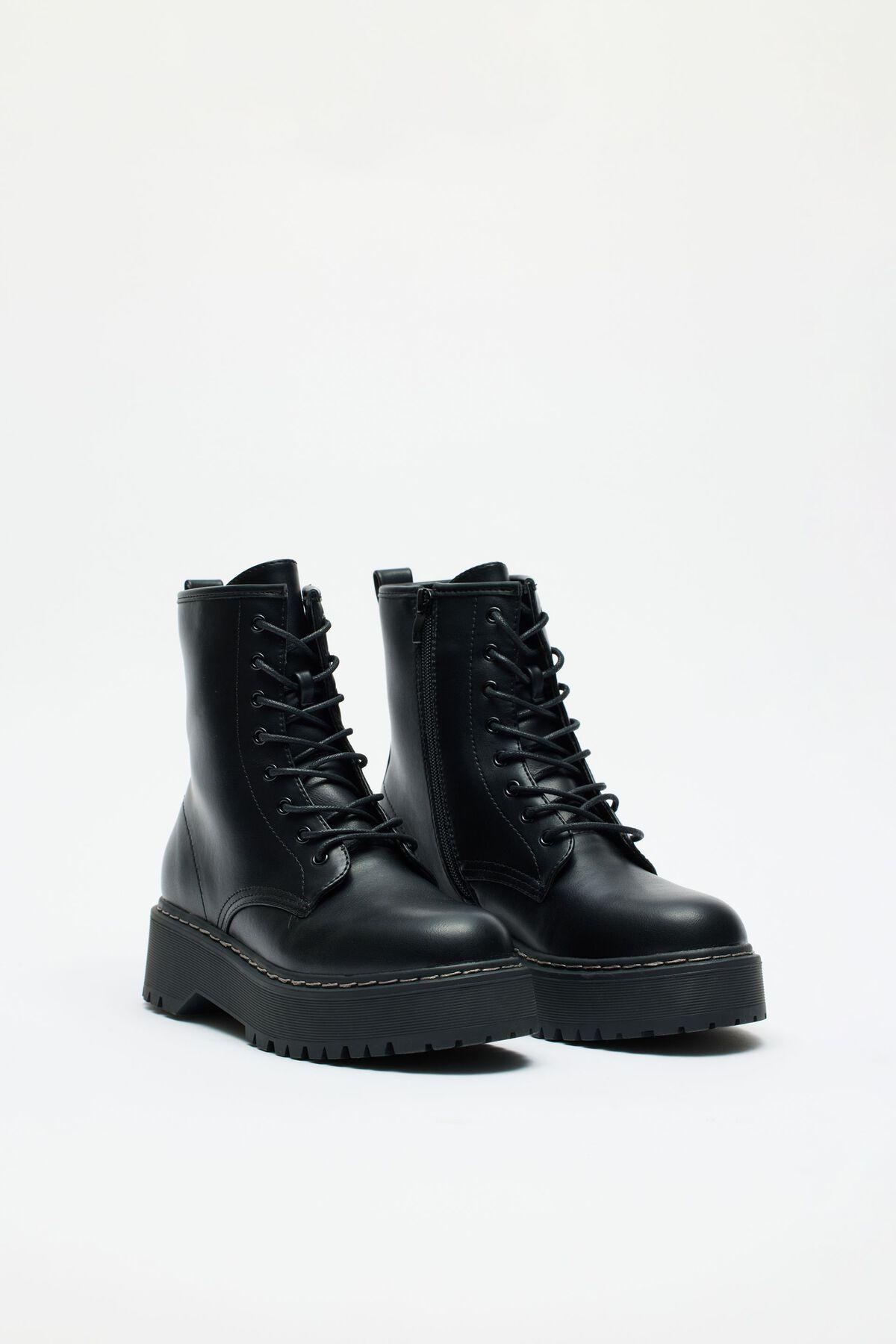 STEVE MADDEN Betty Boots Product Image