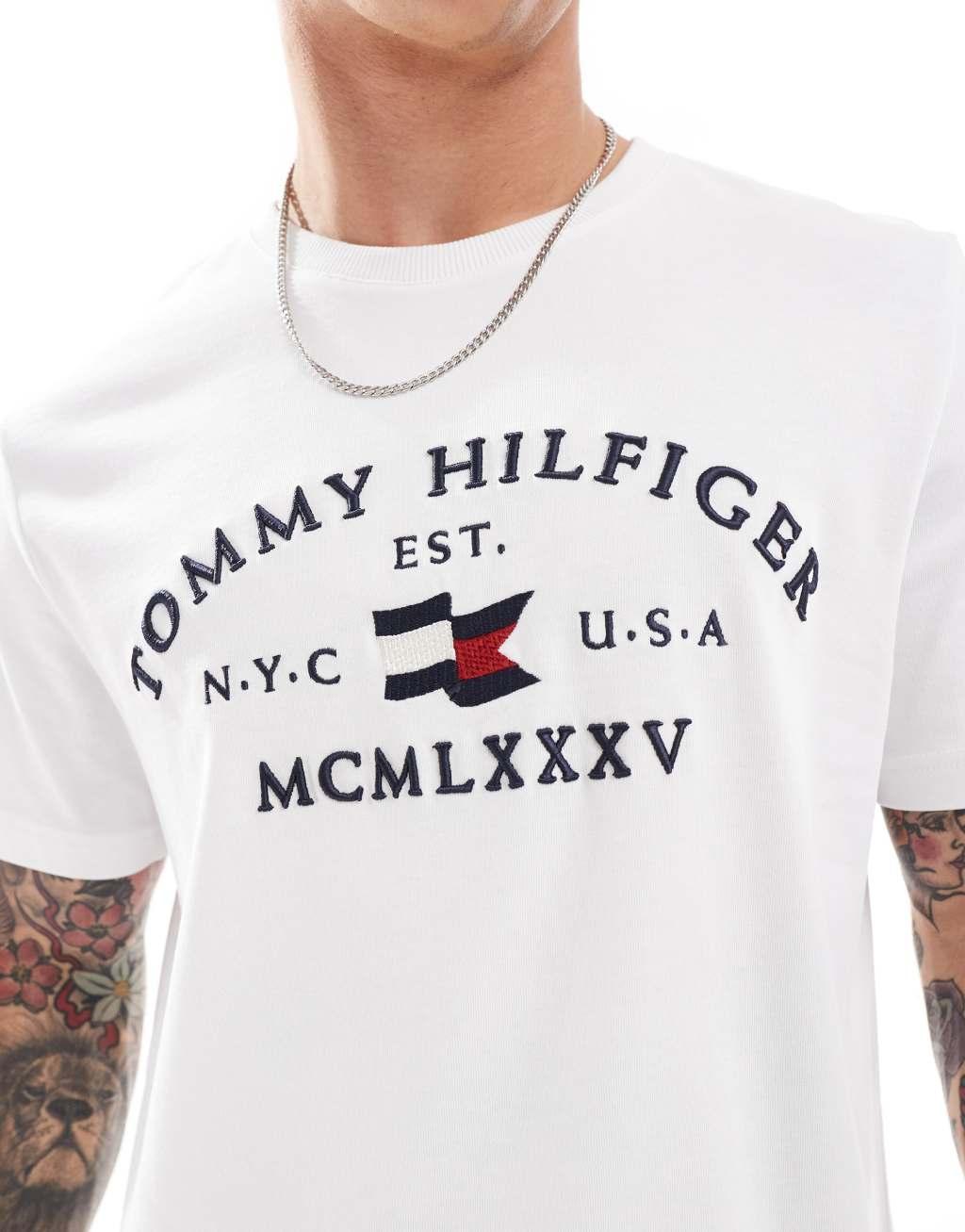 Tommy Hilfiger nautical arch logo t-shirt in white Product Image