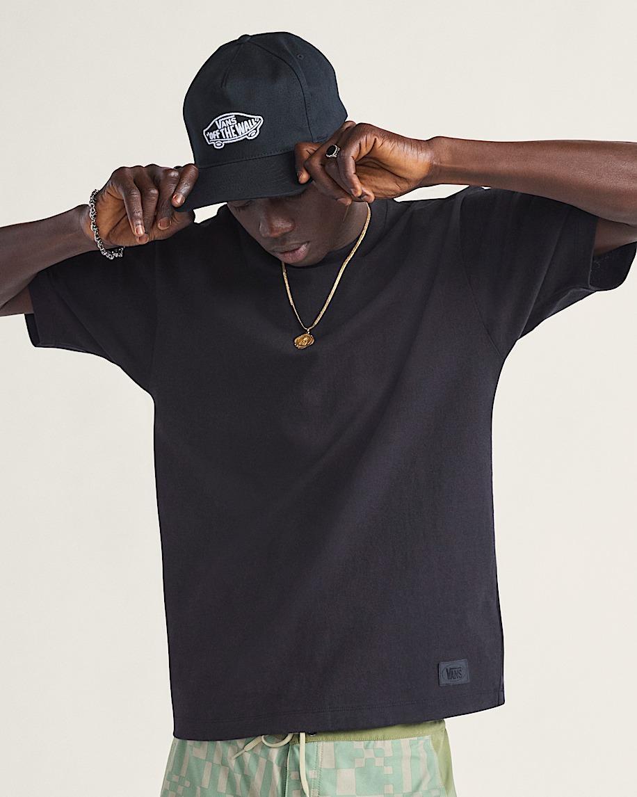 Original Standards T-Shirt in Black| Vans US Product Image