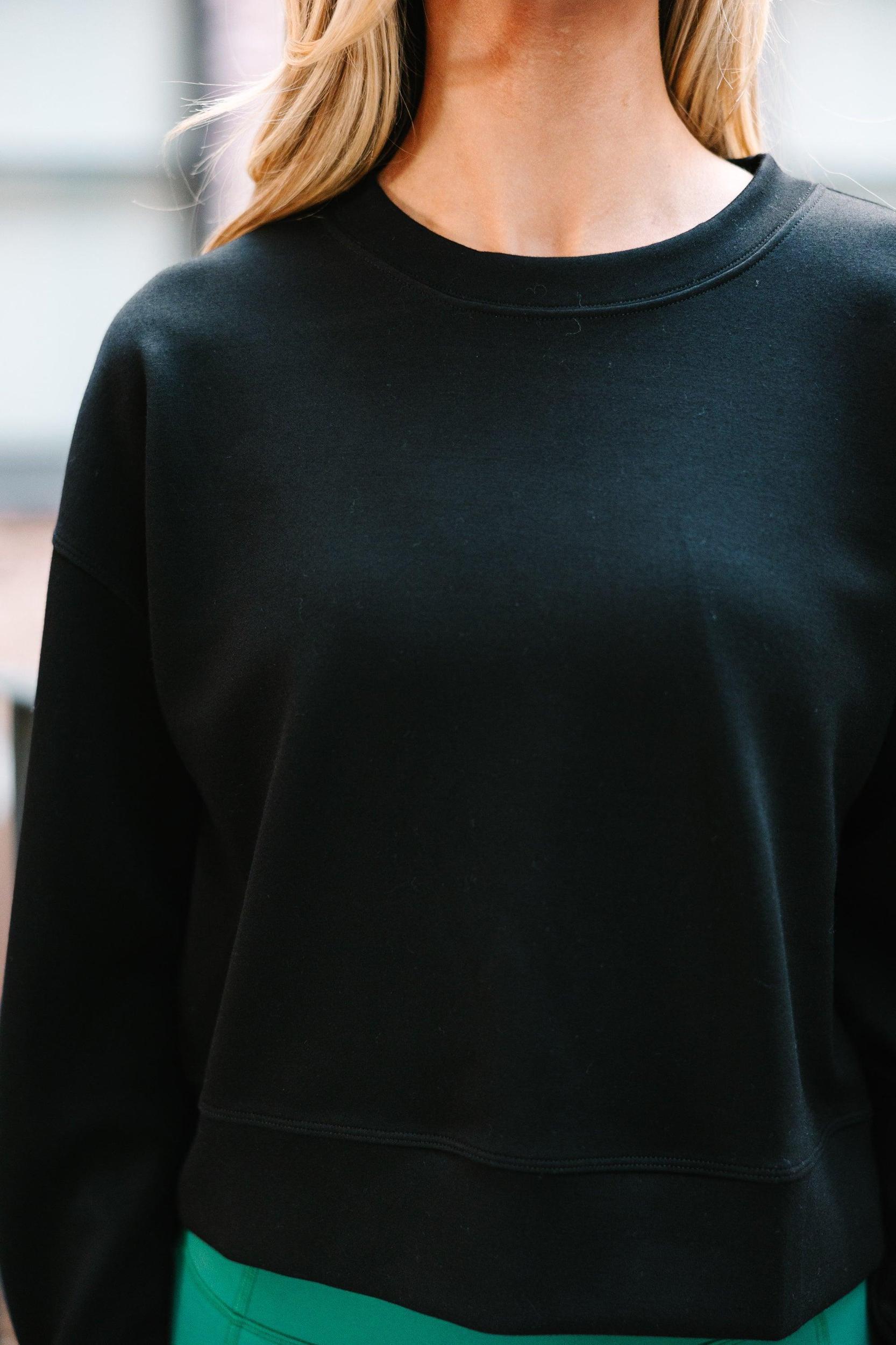 On The Move Black Cropped Pullover Female Product Image