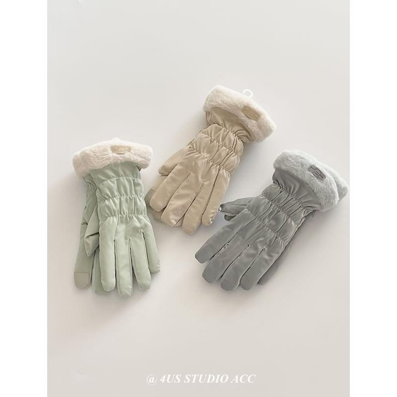 Panel Fluffy Fleece-Lined Gloves Product Image