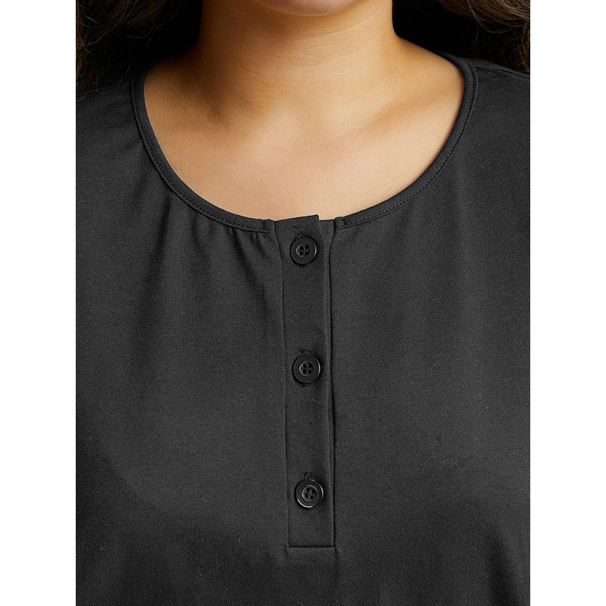Plus Size Cotton Solid Button Through Arc Hem T-shirt Black Women Elegant Plain Plain Open Front Dailywear T-shirts BloomChic 10/M Product Image