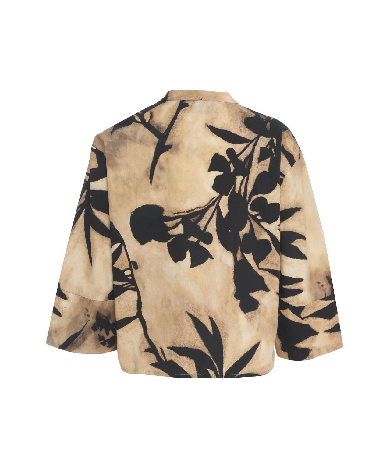 Blouse with floral pattern Product Image