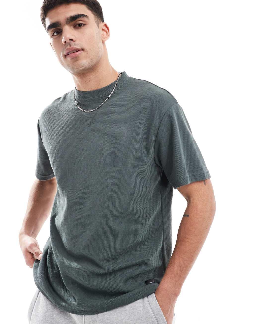 Pull&Bear regular fit washed t-shirt in light blue Product Image