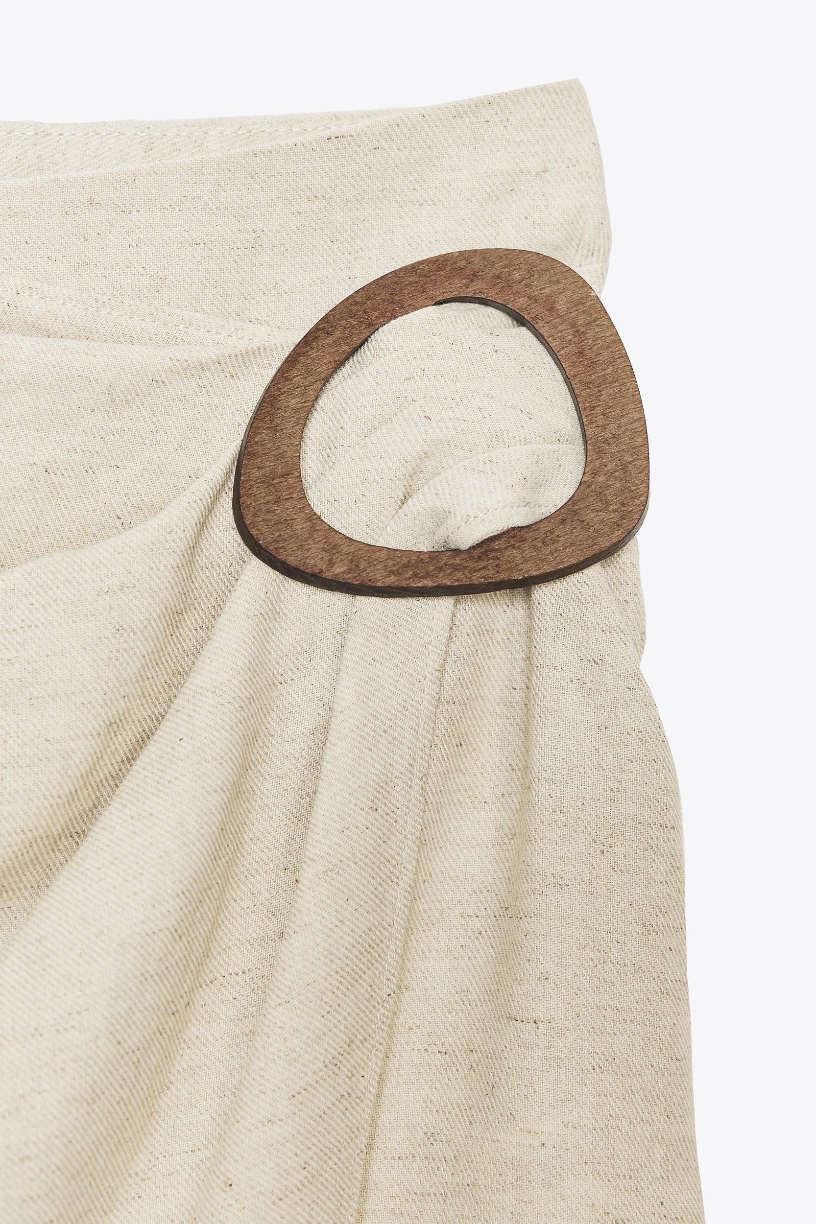 BUCKLE MIDI SKIRT Product Image