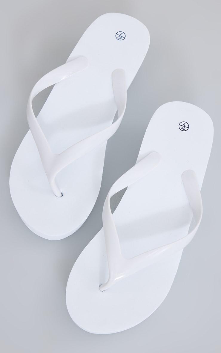 White Round Toe Simple Platform Flip Flops Product Image