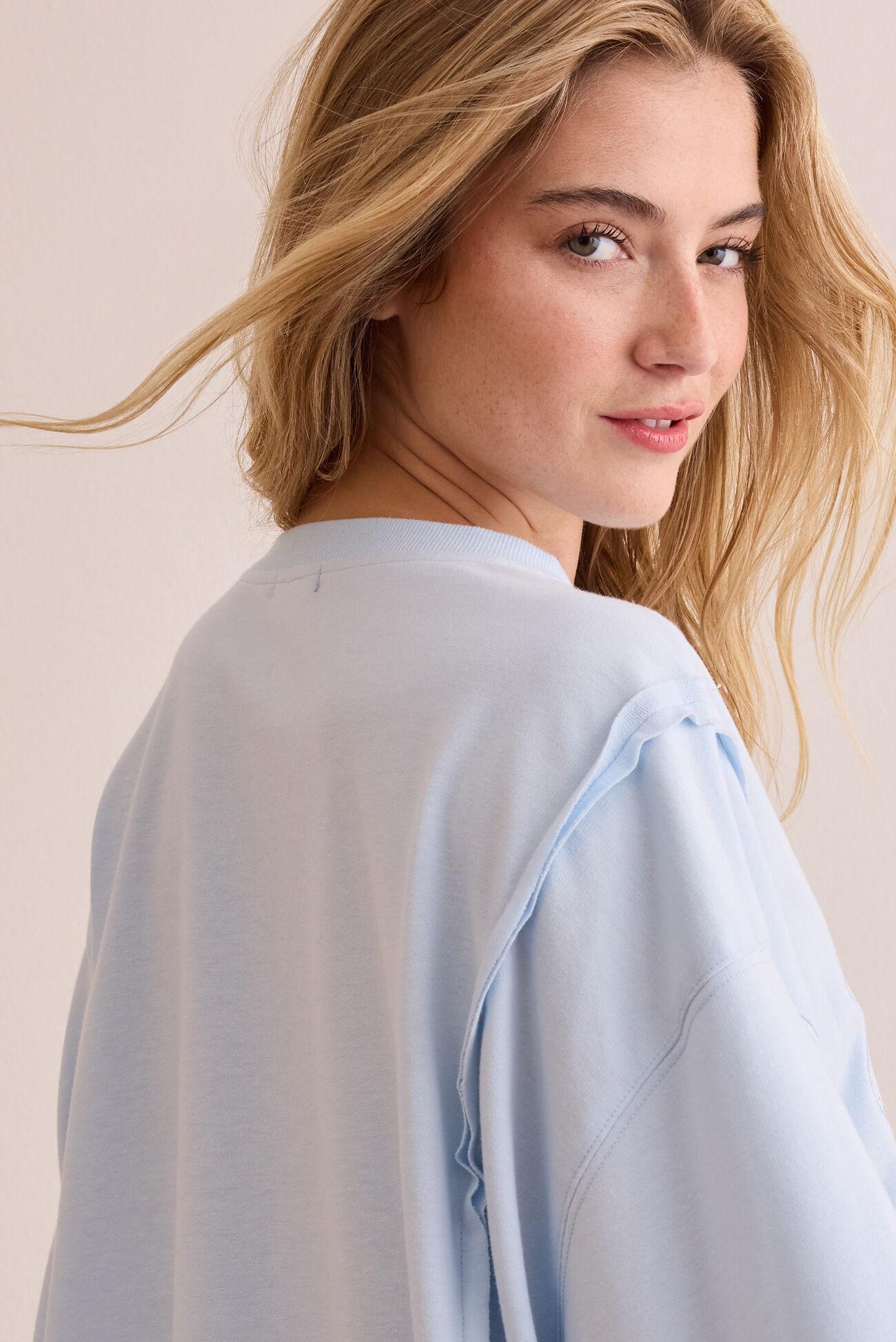 Icon Lace Bow Sweatshirt Product Image