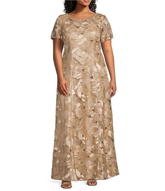 Alex Evenings Plus Size Lace Scoop Neck Short Sleeve A-Line Gown Product Image