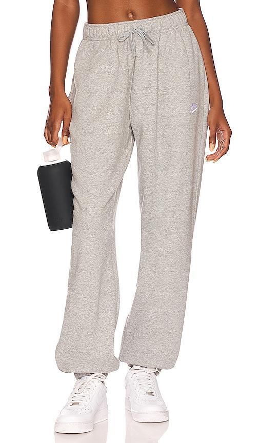 Women's Nike Sportswear Club Fleece Mid-Rise Oversized Sweatpants Product Image