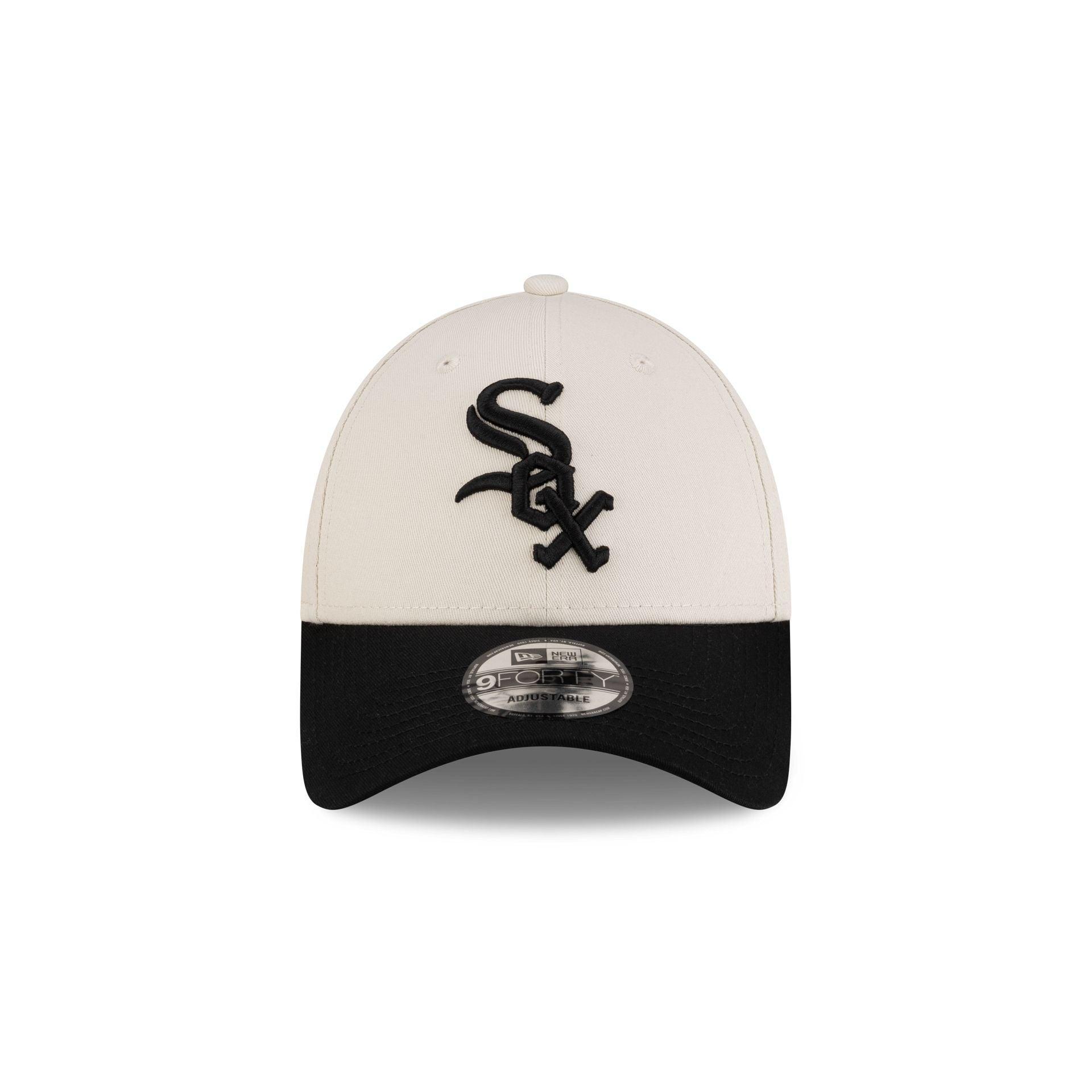 Chicago White Sox Side Script 9FORTY Adjustable Hat Male Product Image