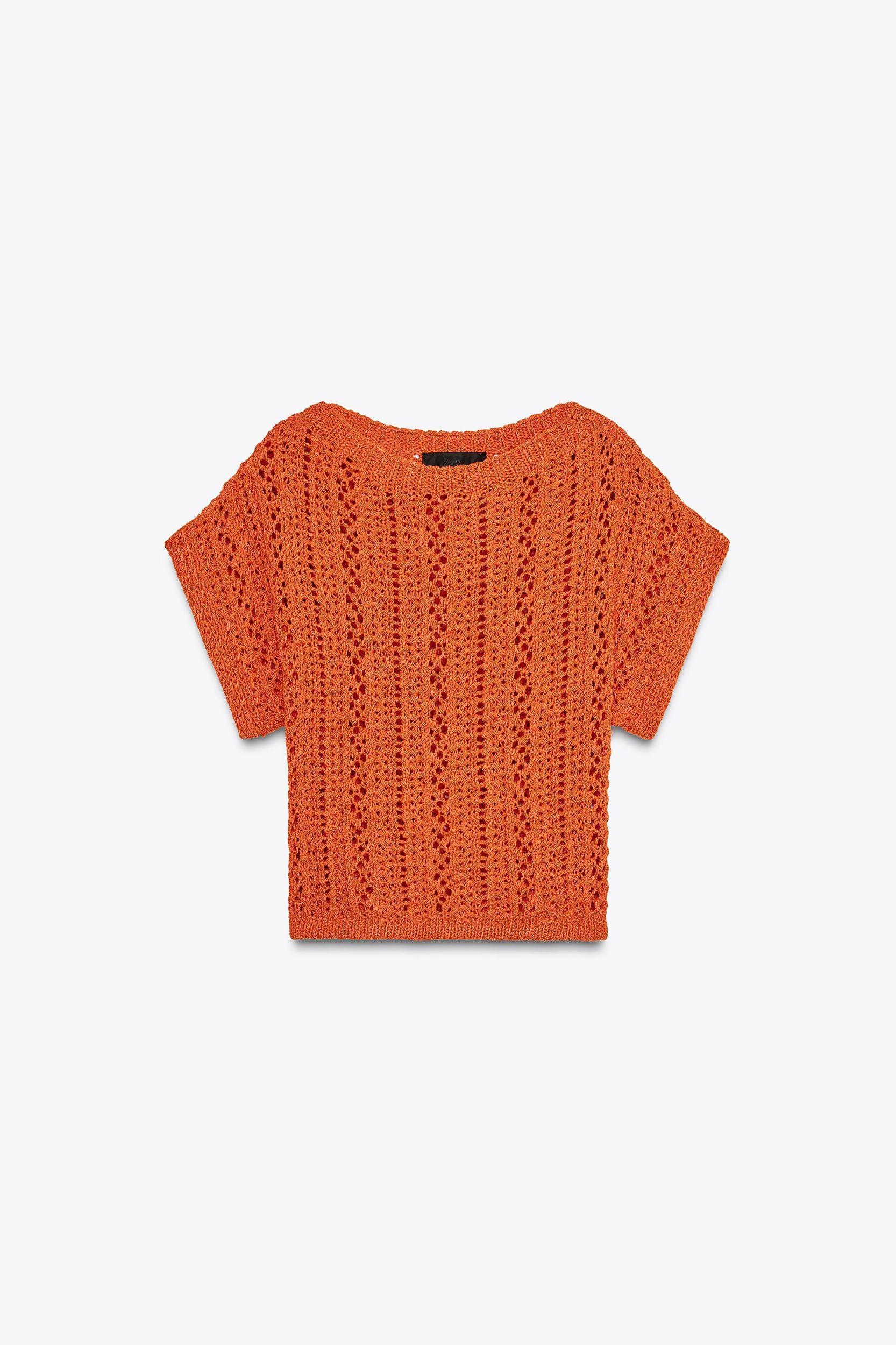 KNIT CROP TOP Product Image