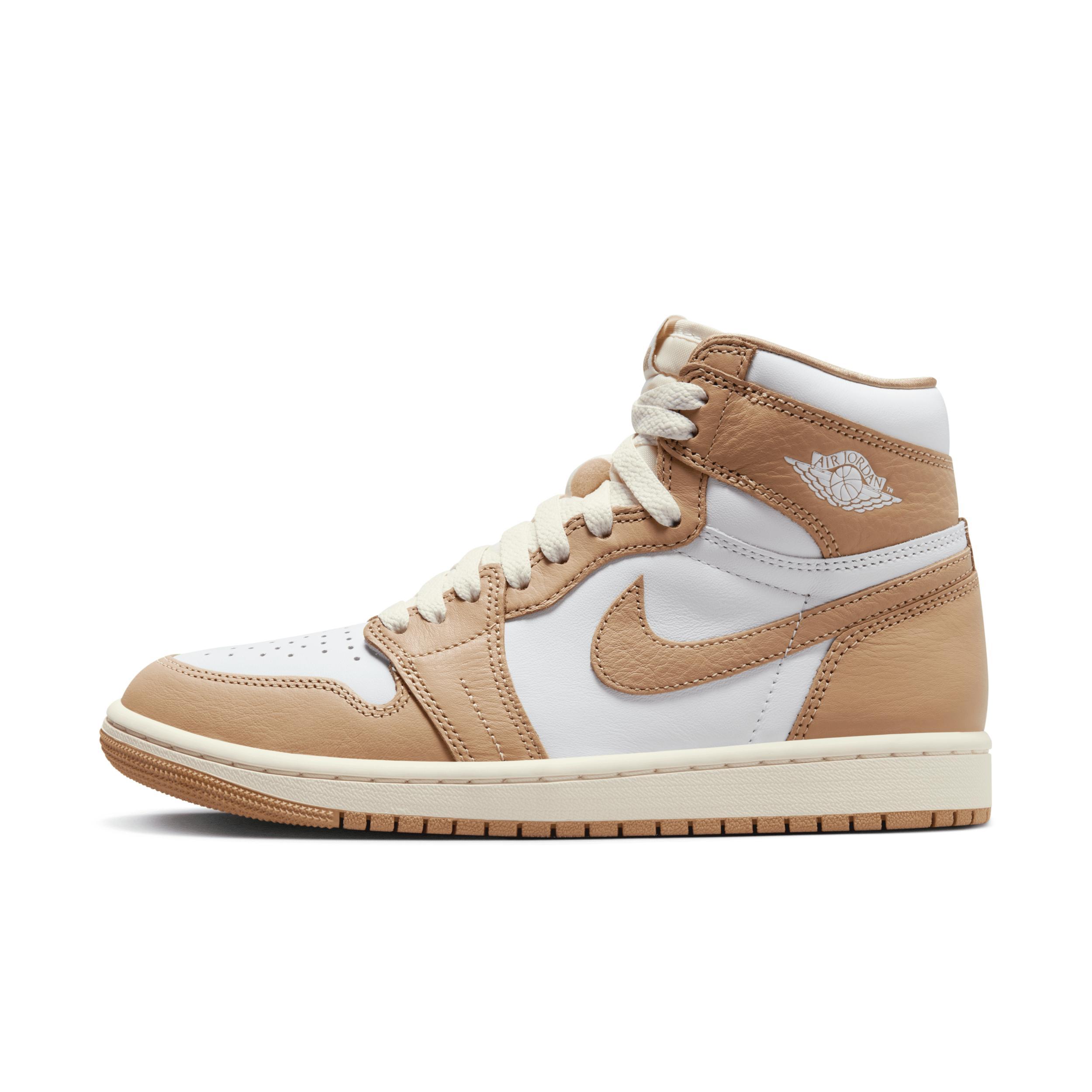 Nike Air Jordan 1 Retro Hi OG sneakers Product Image