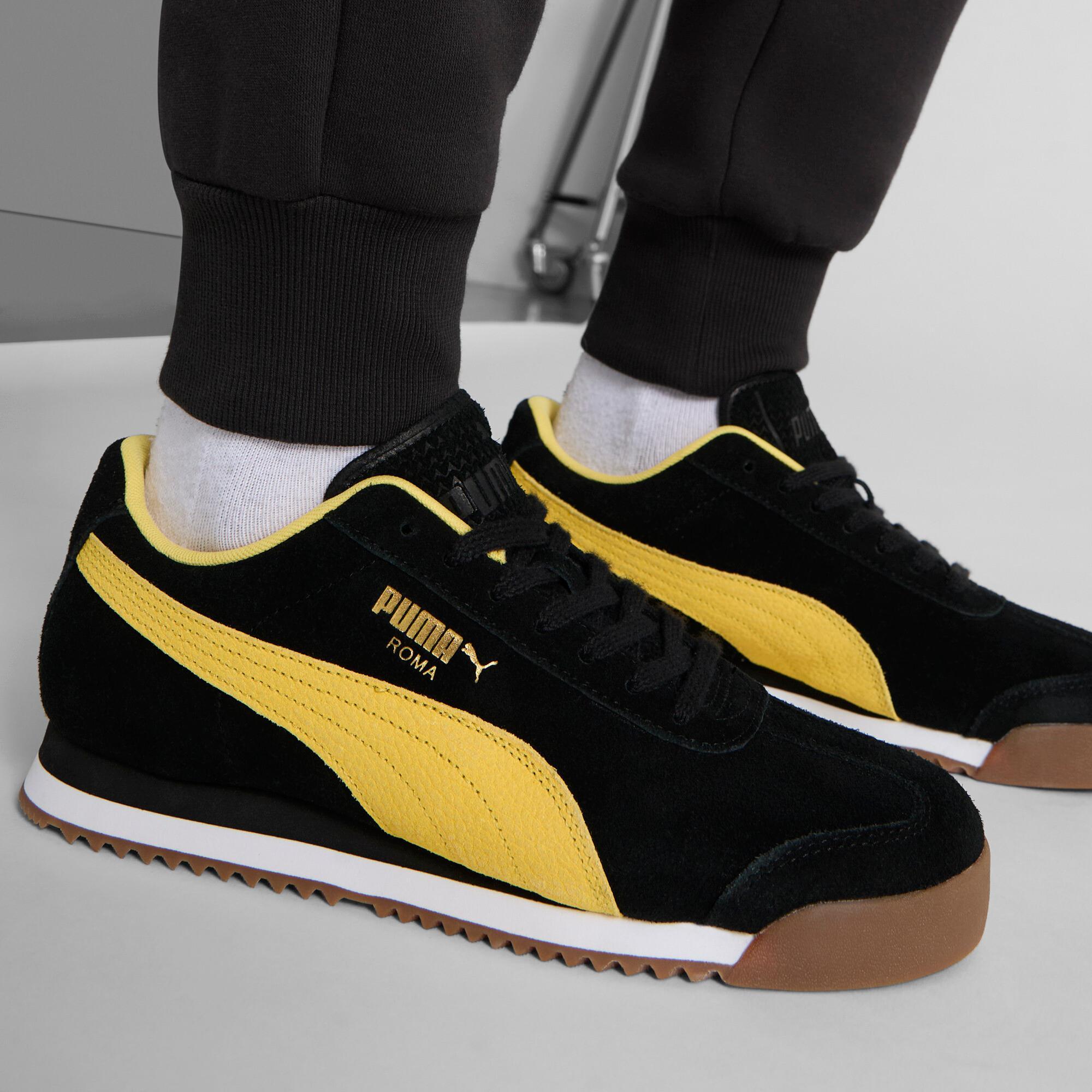 PUMA Roma Suede Men's Sneakers Product Image