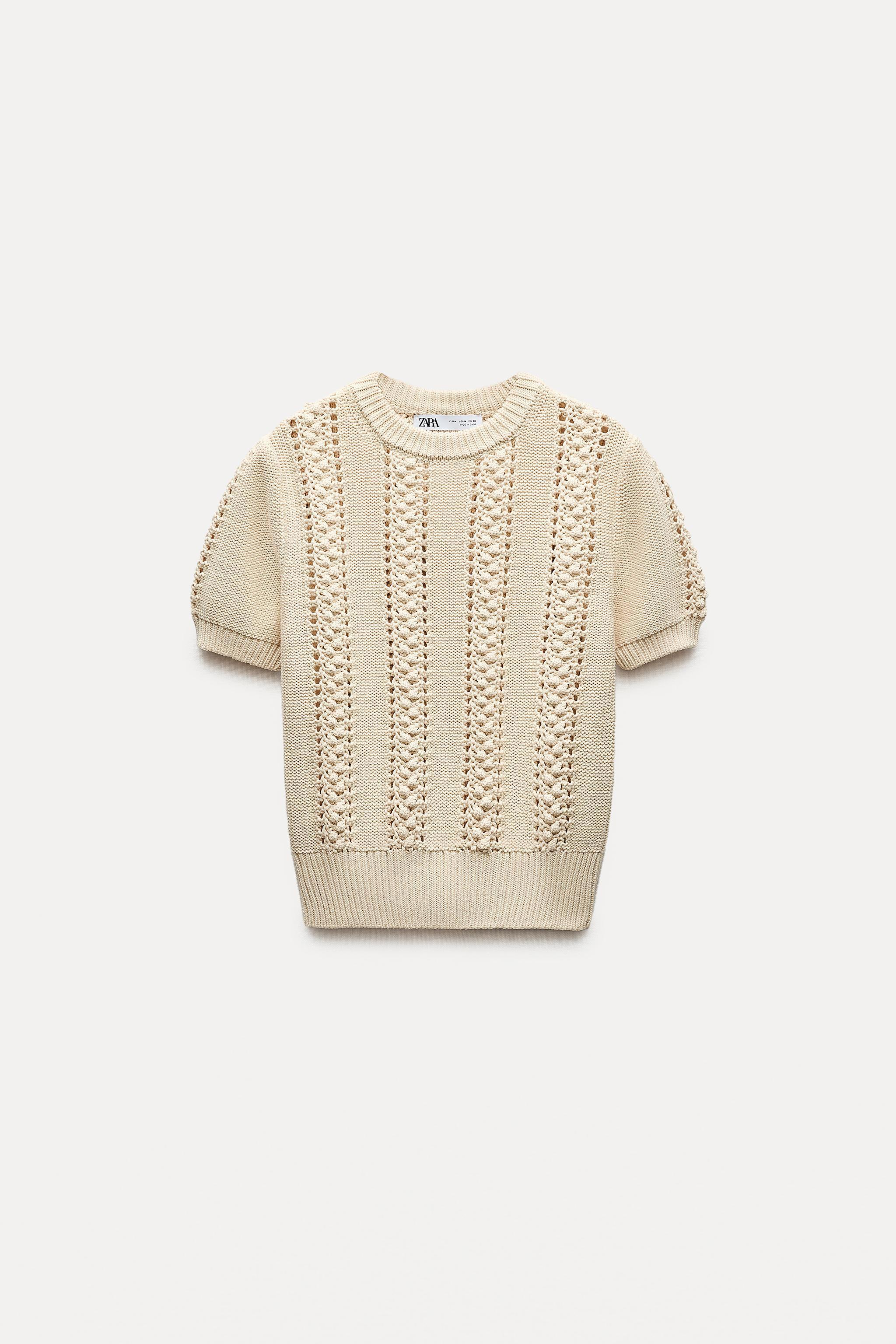 SHORT SLEEVED KNIT SWEATER Product Image