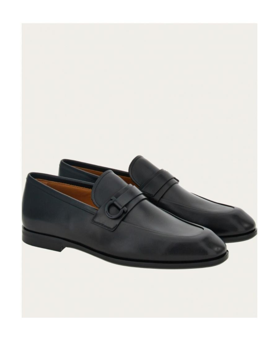 FERRAGAMO Round Head Business Casual Shoes In Black Product Image