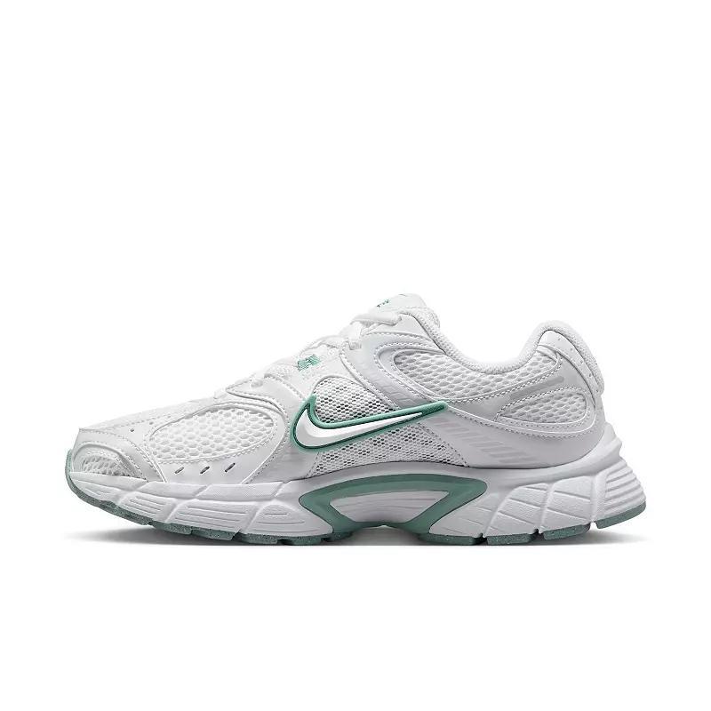 Nike Womens V5 RNR Shoes with Reflective Accents | HQ7901-106 Product Image
