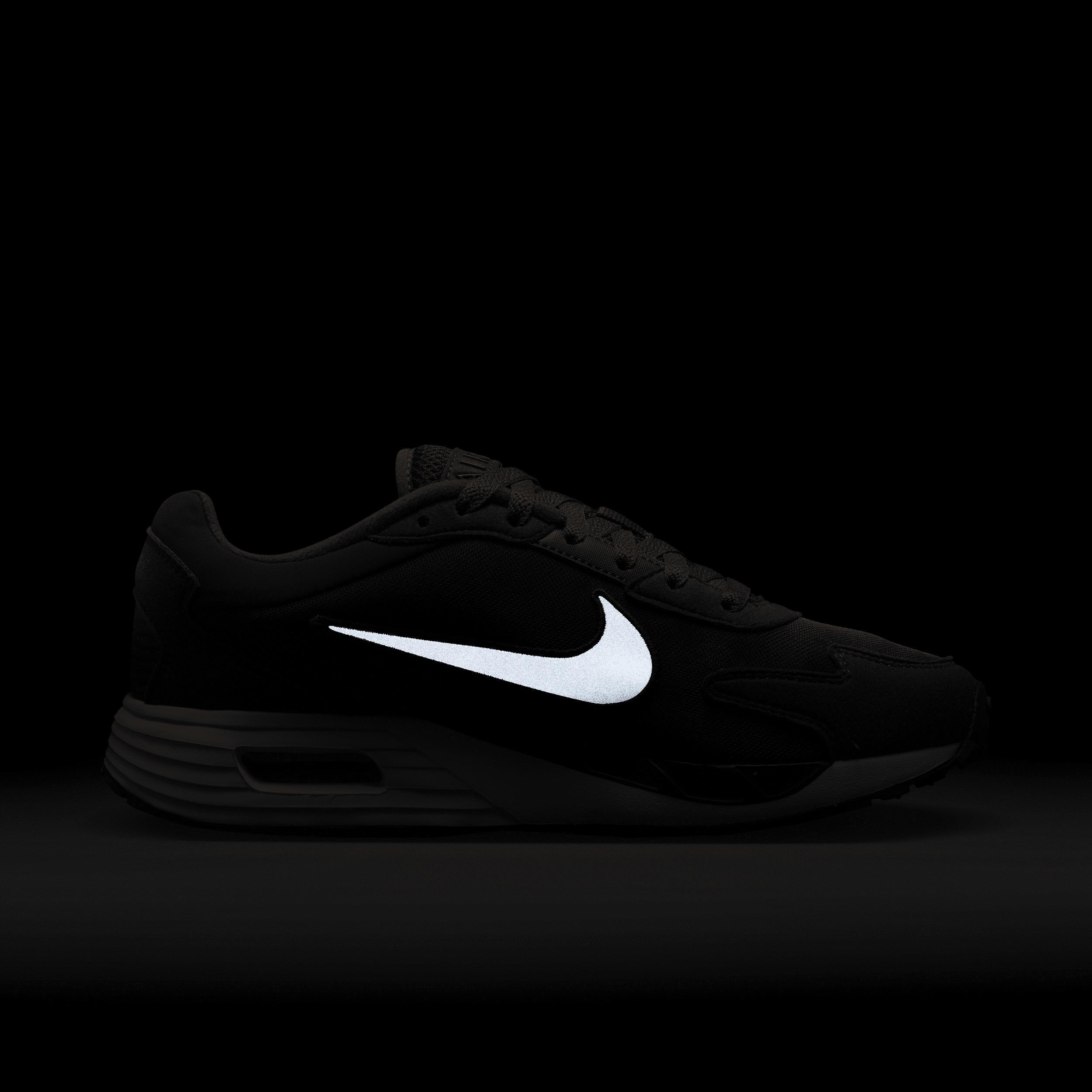 Nike Womens Air Max Solo Shoes Product Image