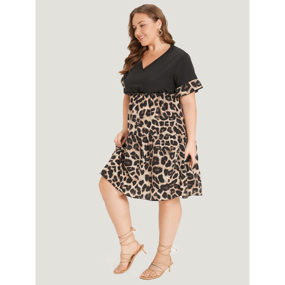 Plus Size Leopard Print Patchwork V Neck Bell Sleeve Dress Black Women Elegant Patchwork V-neck Short sleeve Curvy Knee Dress BloomChic 10/M Product Image