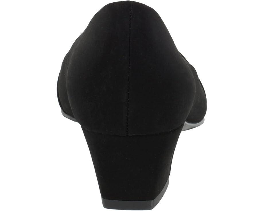 Tech Short Sleeve V-Neck Twist Product Image