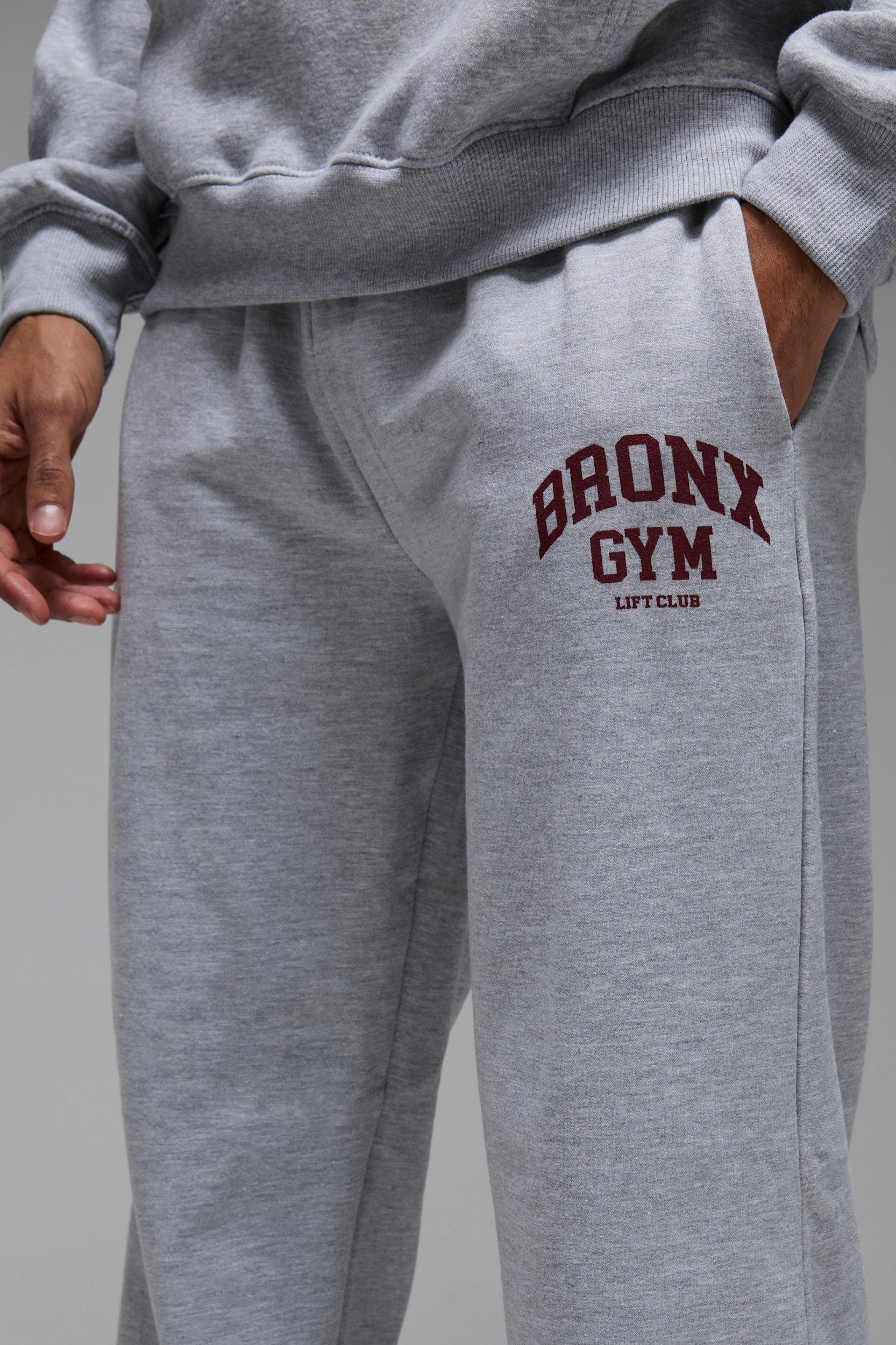 Man Active Bronx Workout Lift Club Oversized Sweatpants | boohooMAN USA Product Image