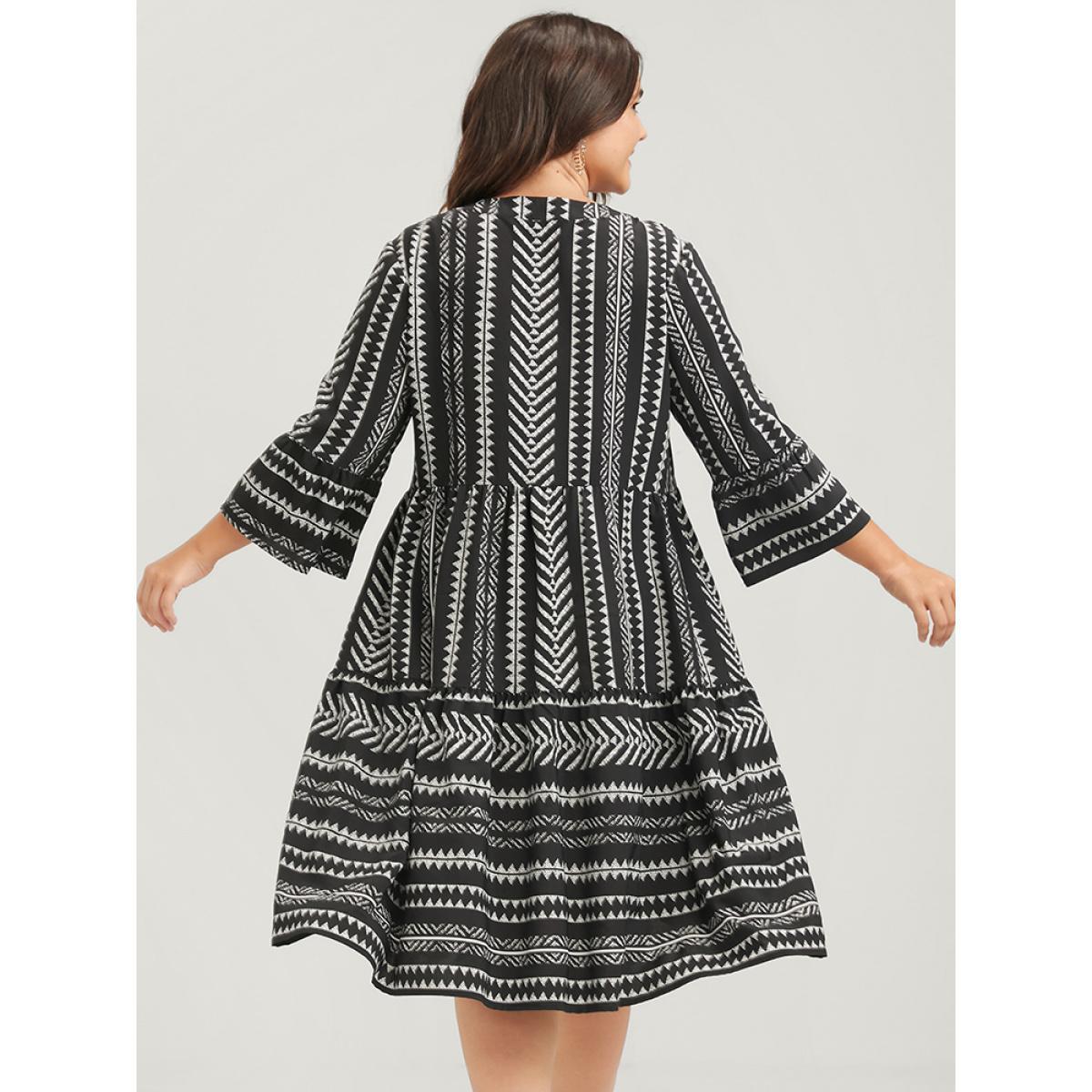 Plus Size Bloom Dress -Geometric Pocket Ruffles V Neck Knee Dress Black Women Vacation Pocket V-neck Elbow-length sleeve Curvy Knee Dress BloomChic 14-16/1X Product Image