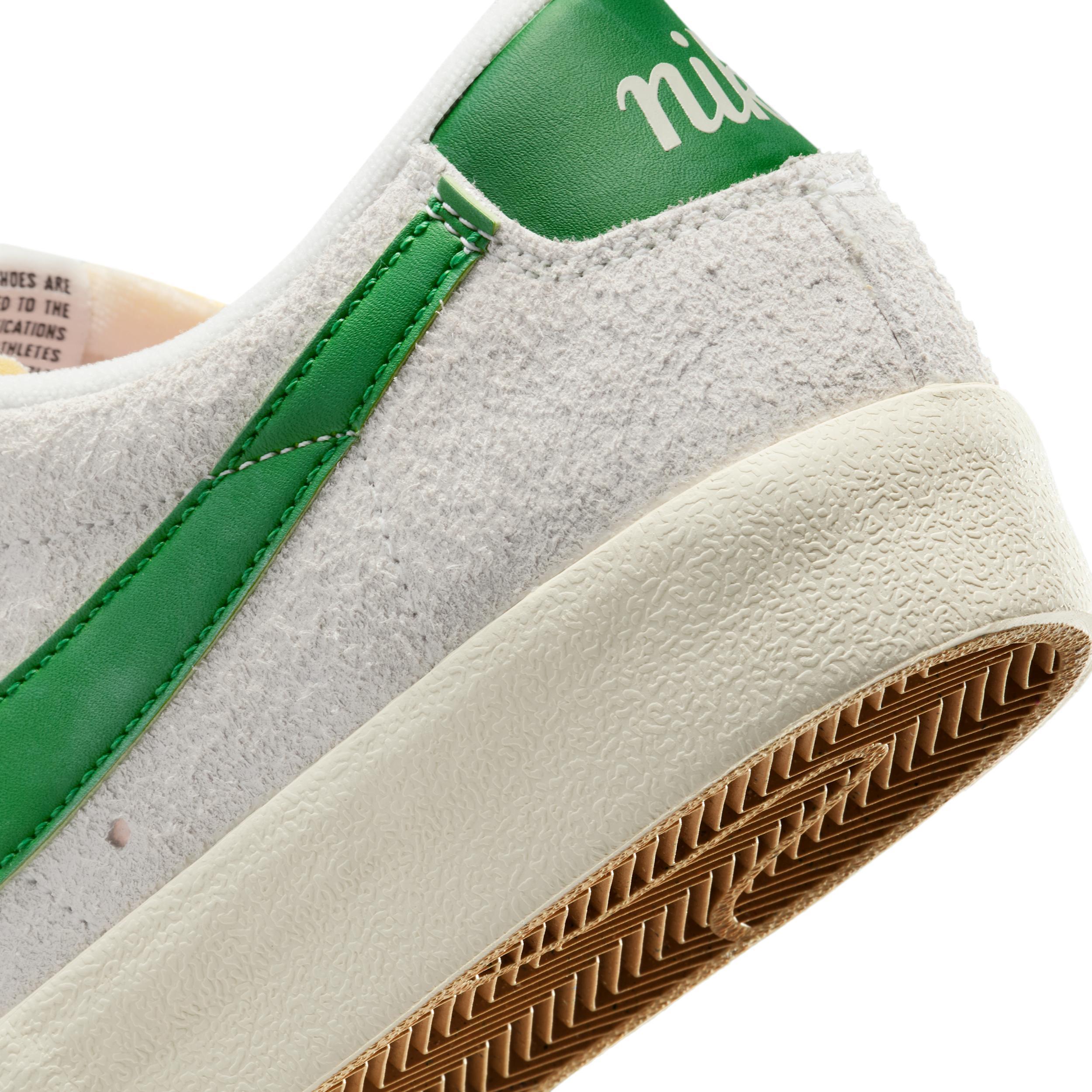 Nike Men's Blazer Low '77 Premium Shoes Product Image