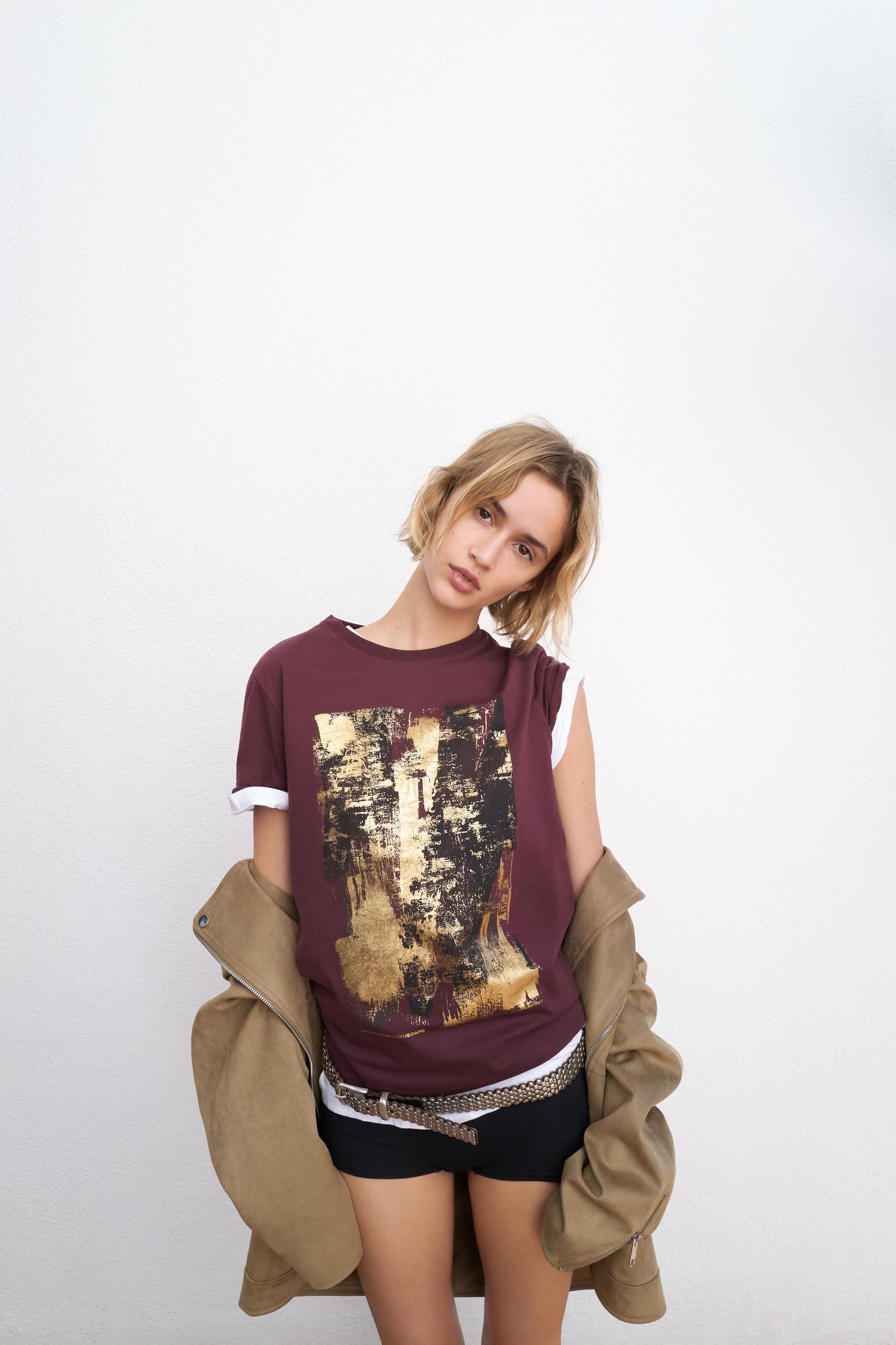 METALLIC T-SHIRT Product Image