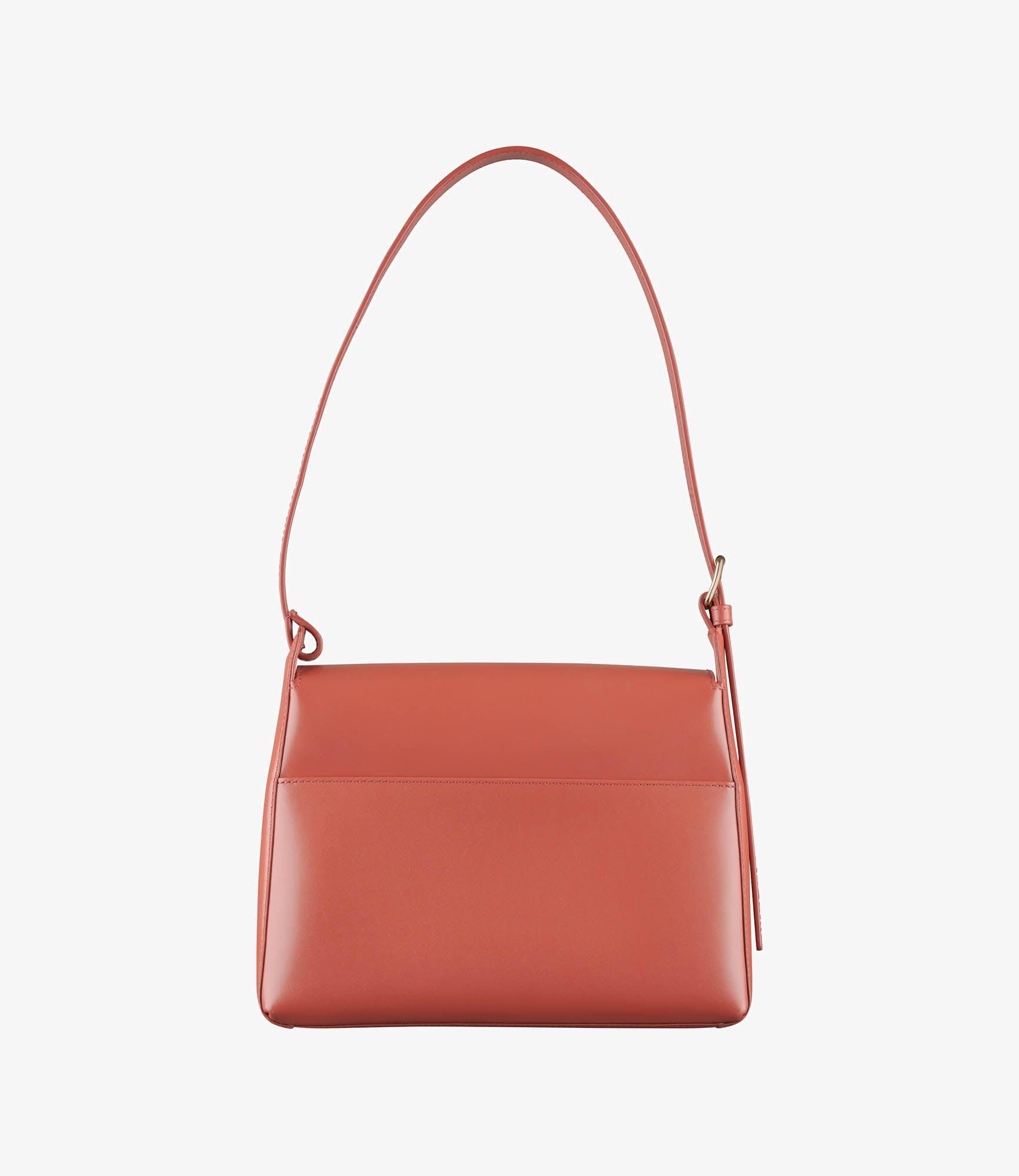 Virginie Flap bag Product Image