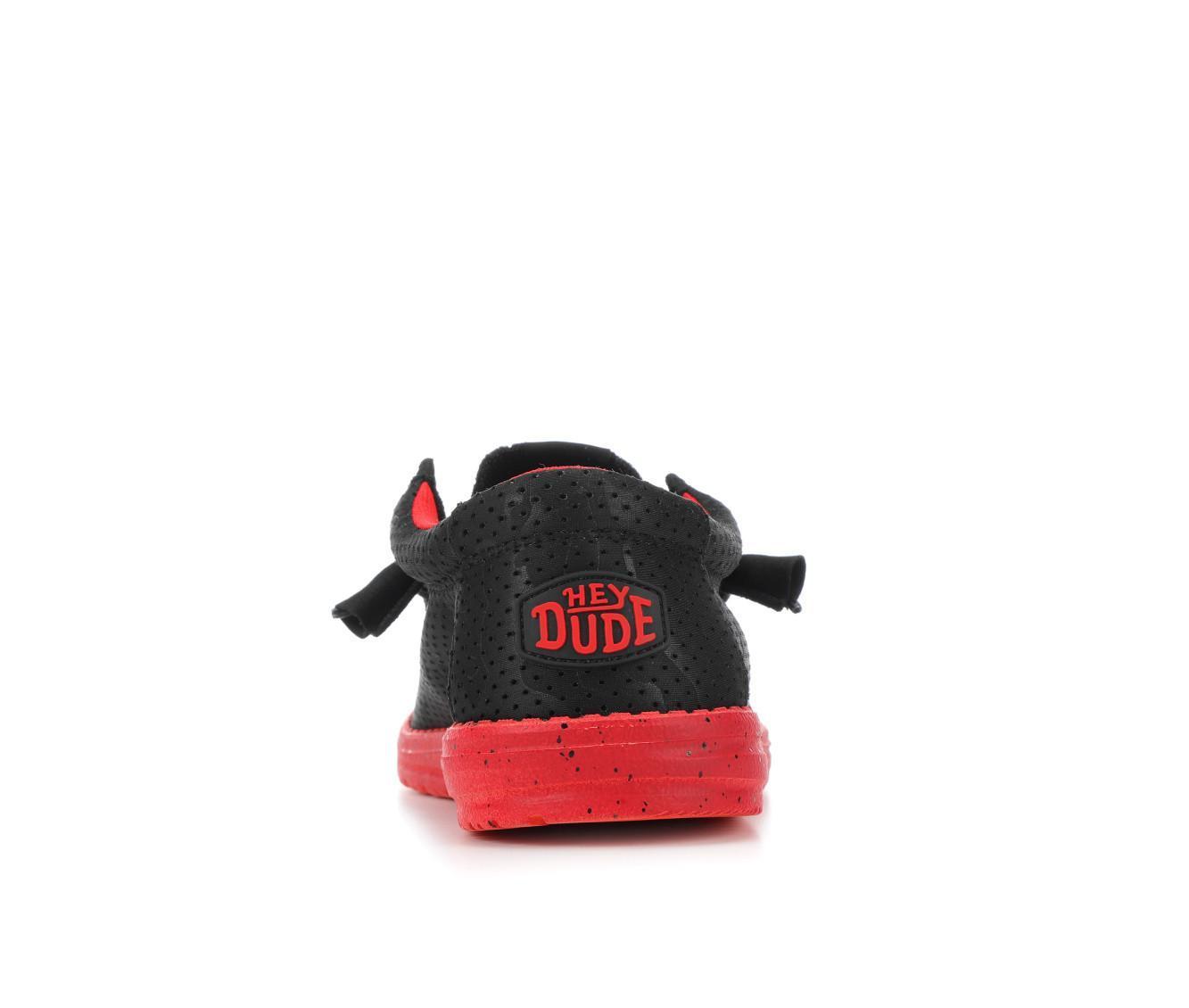 Men's HEYDUDE Wally Hot Casual Shoes Product Image