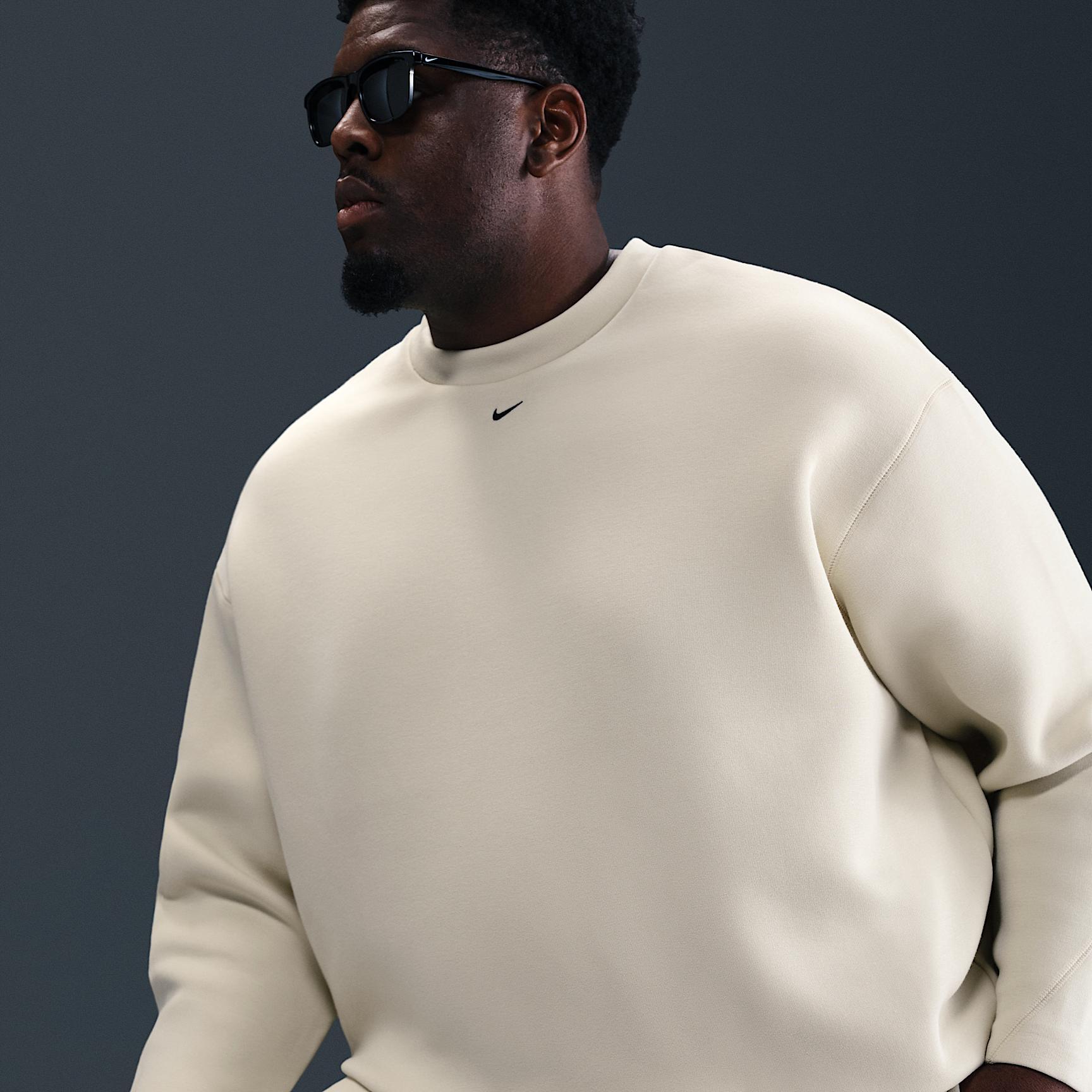 Nike Men's Tech Fleece Crew Product Image