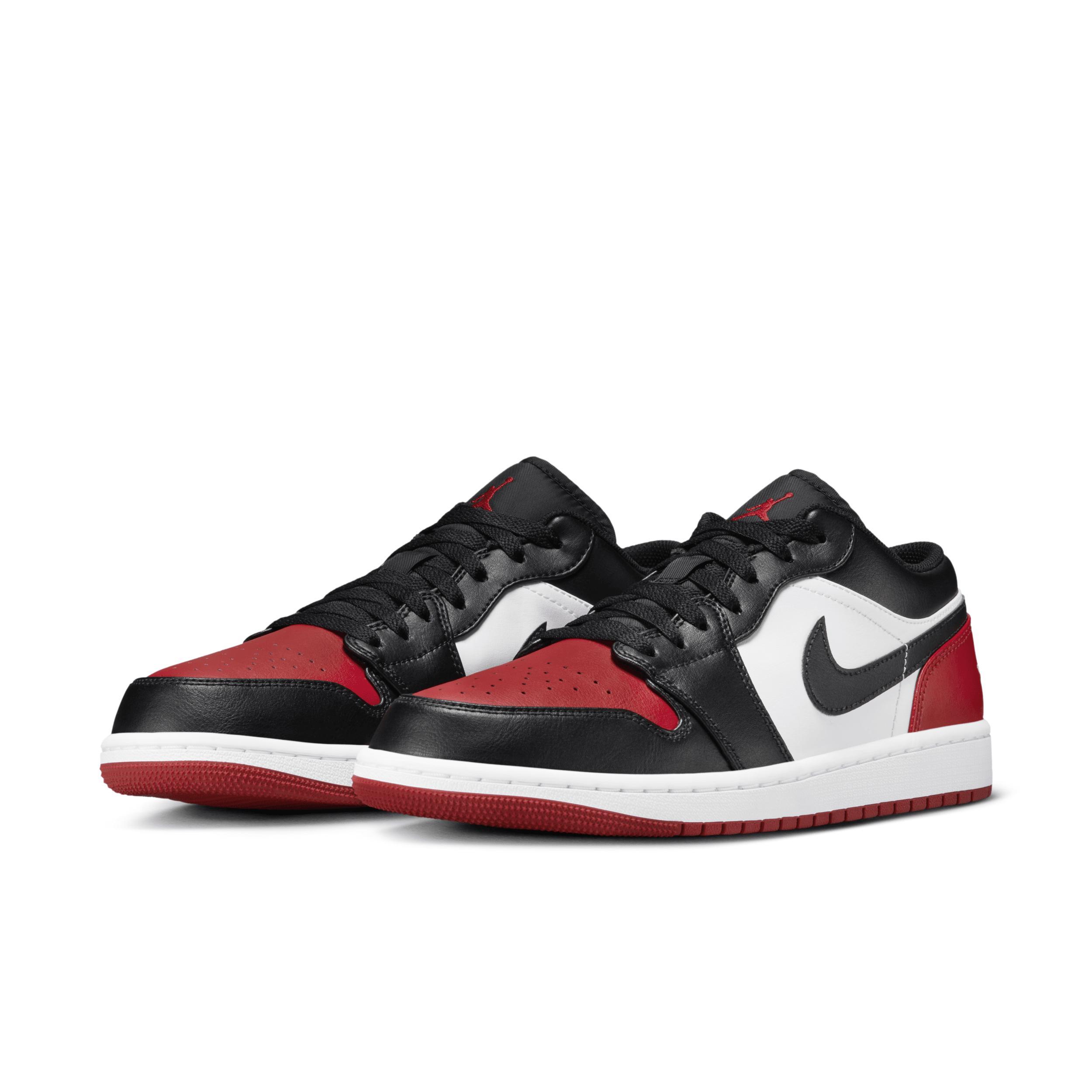 Mens Air Retro 1 Low Casual Shoes Product Image