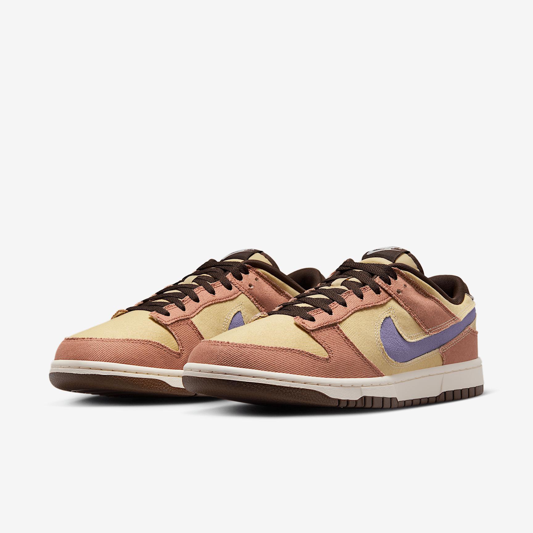Nike Men's Dunk Low Retro SE Shoes Product Image