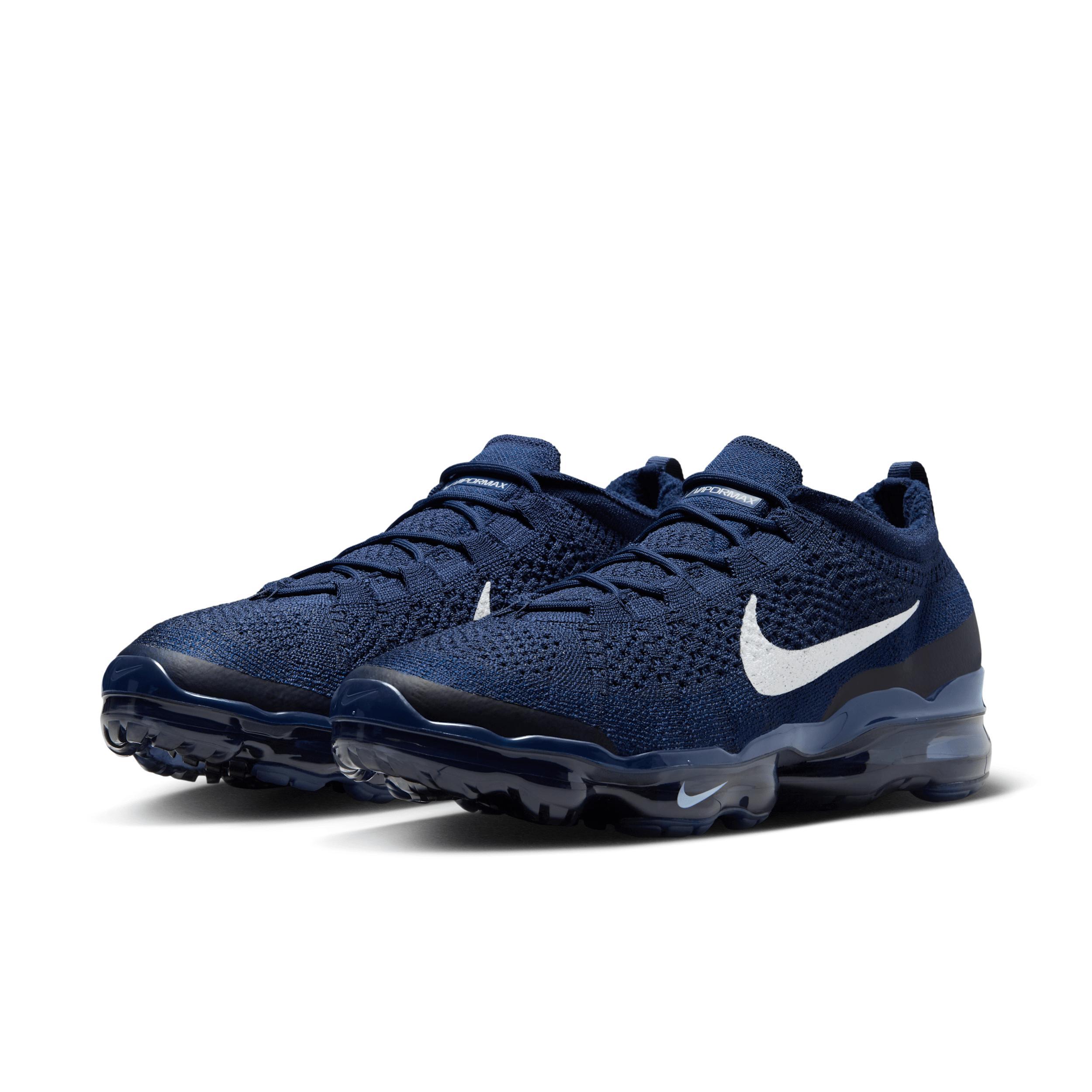 Nike Men's Air VaporMax 2023 Flyknit Shoes Product Image