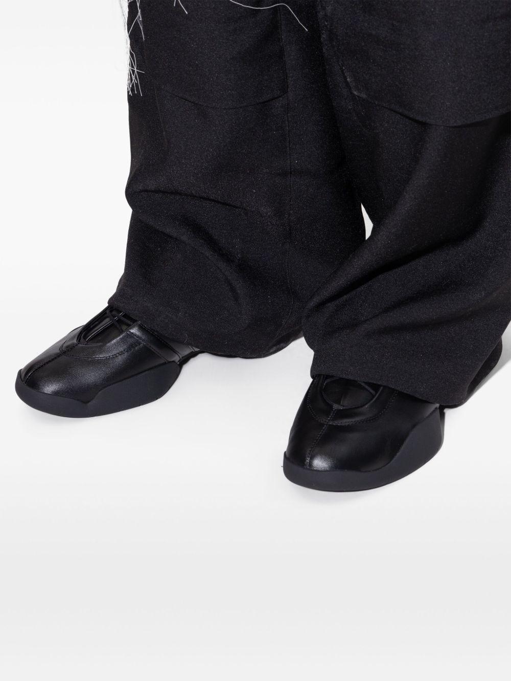 Regu sneakers  Product Image