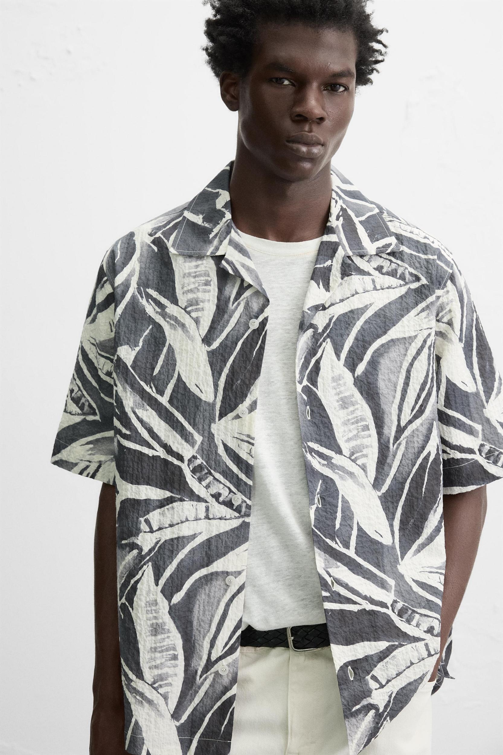 SEERSUCKER PRINT SHIRT Product Image