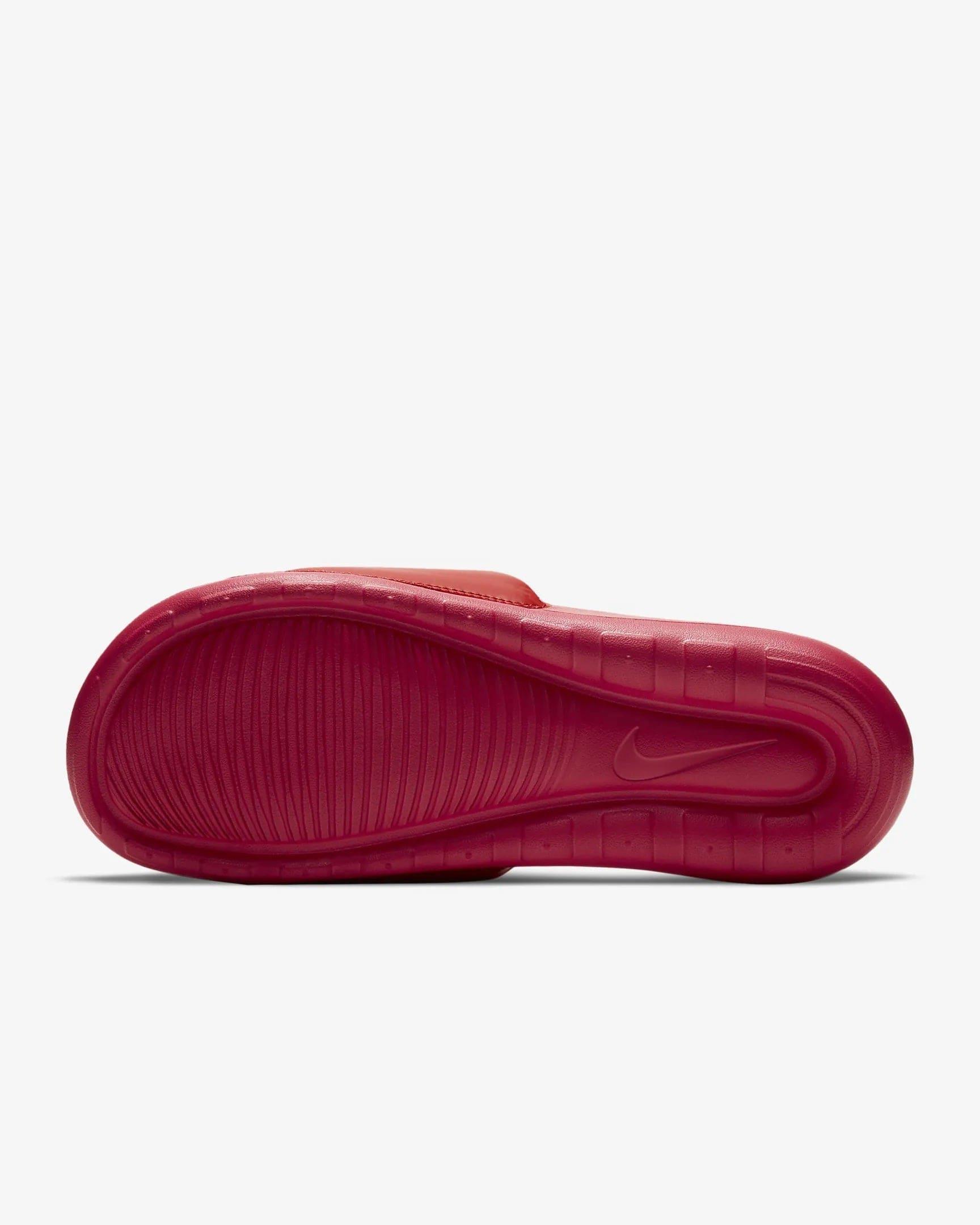 Nike Men's Victori One Slides Product Image