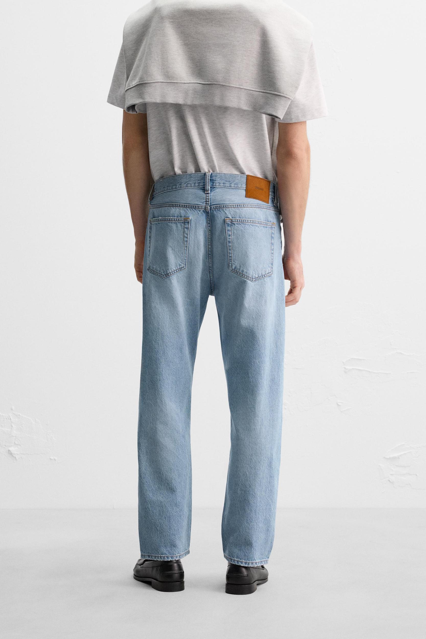 REGULAR STRAIGHT FIT JEANS Product Image