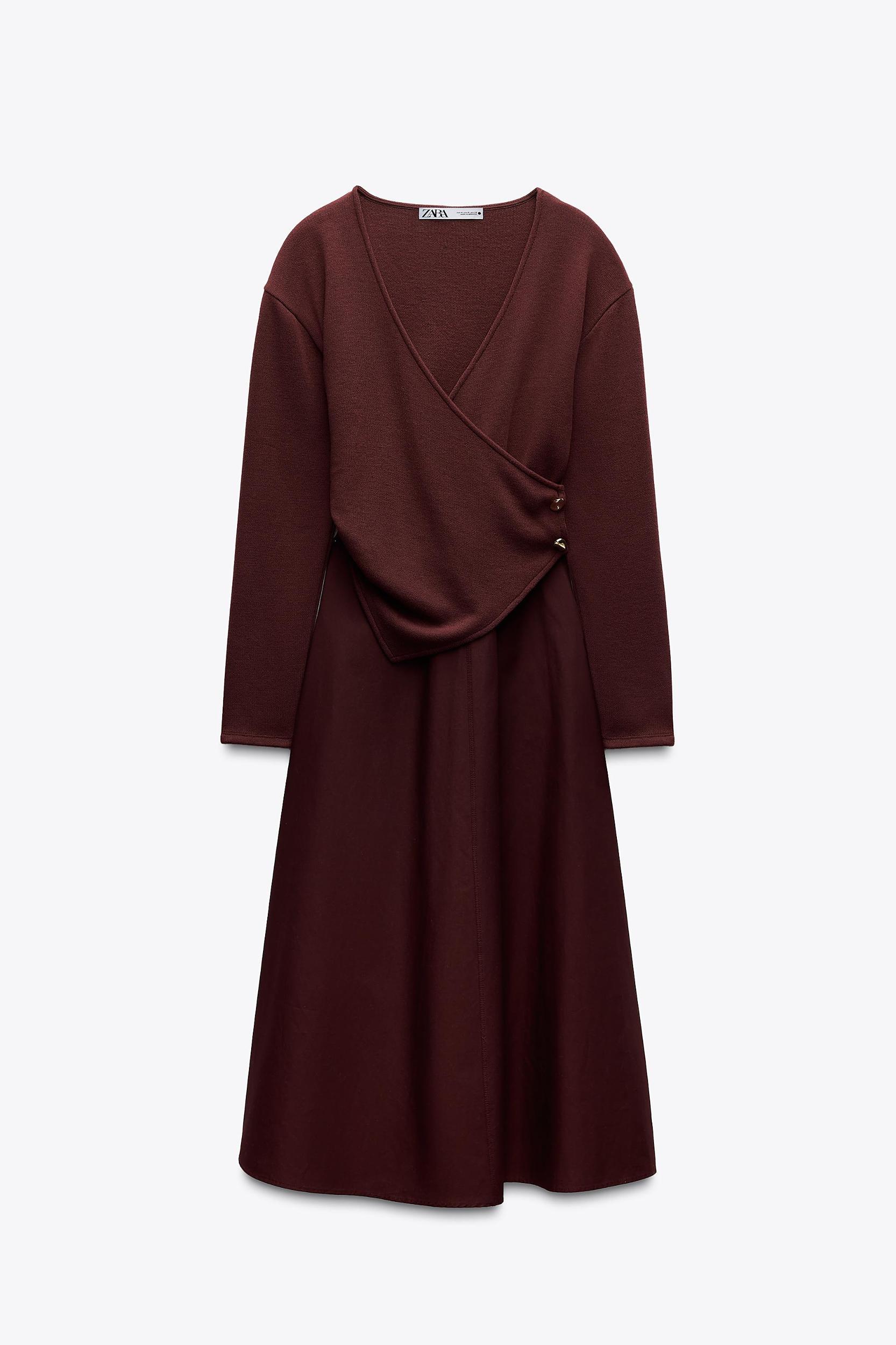 CONTRASTING CLASP DRESS Product Image