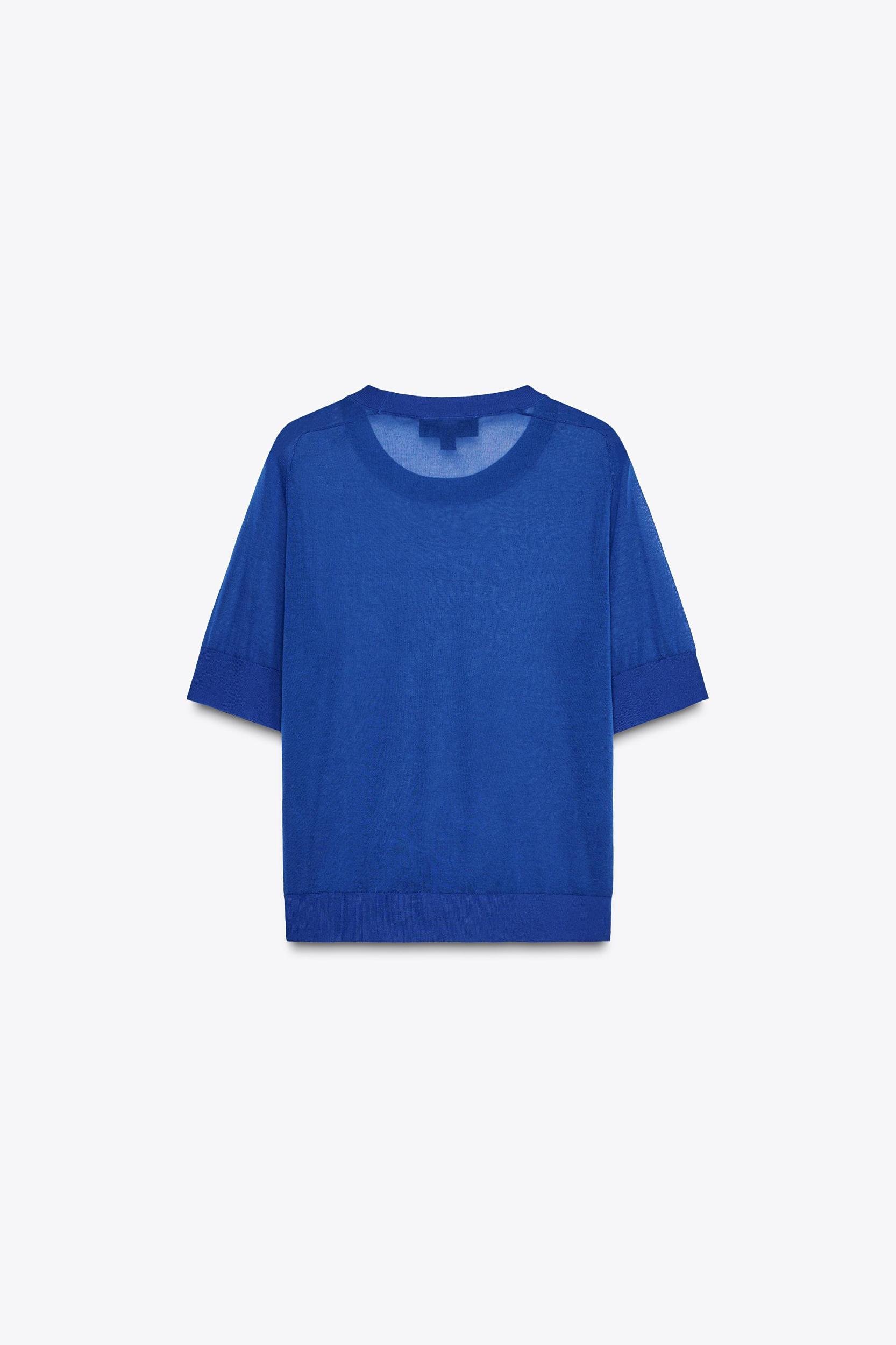 CONTRAST TRIM KNIT TOP Product Image